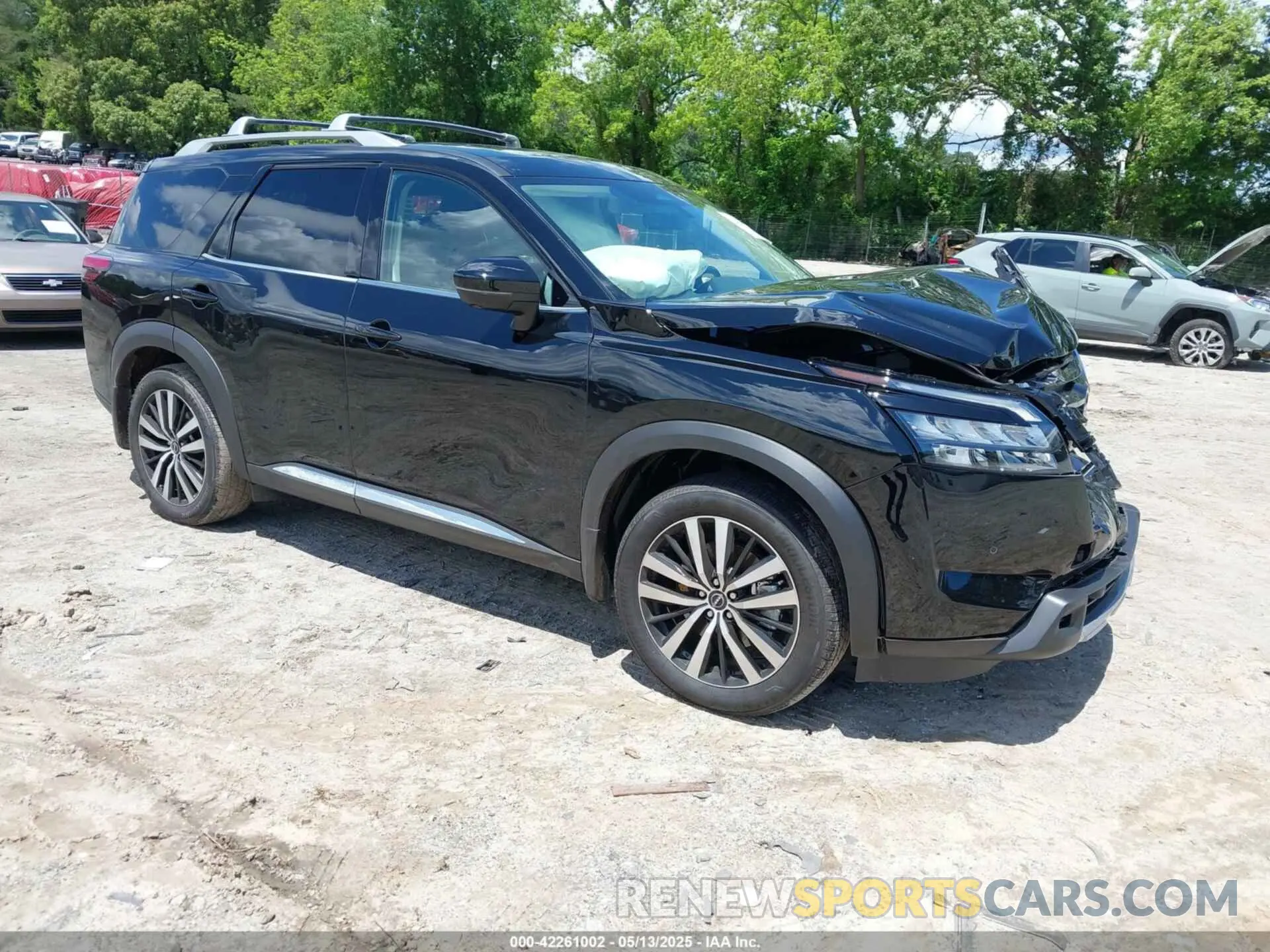 1 Photograph of a damaged car 5N1DR3DH8SC224770 NISSAN PATHFINDER 2025