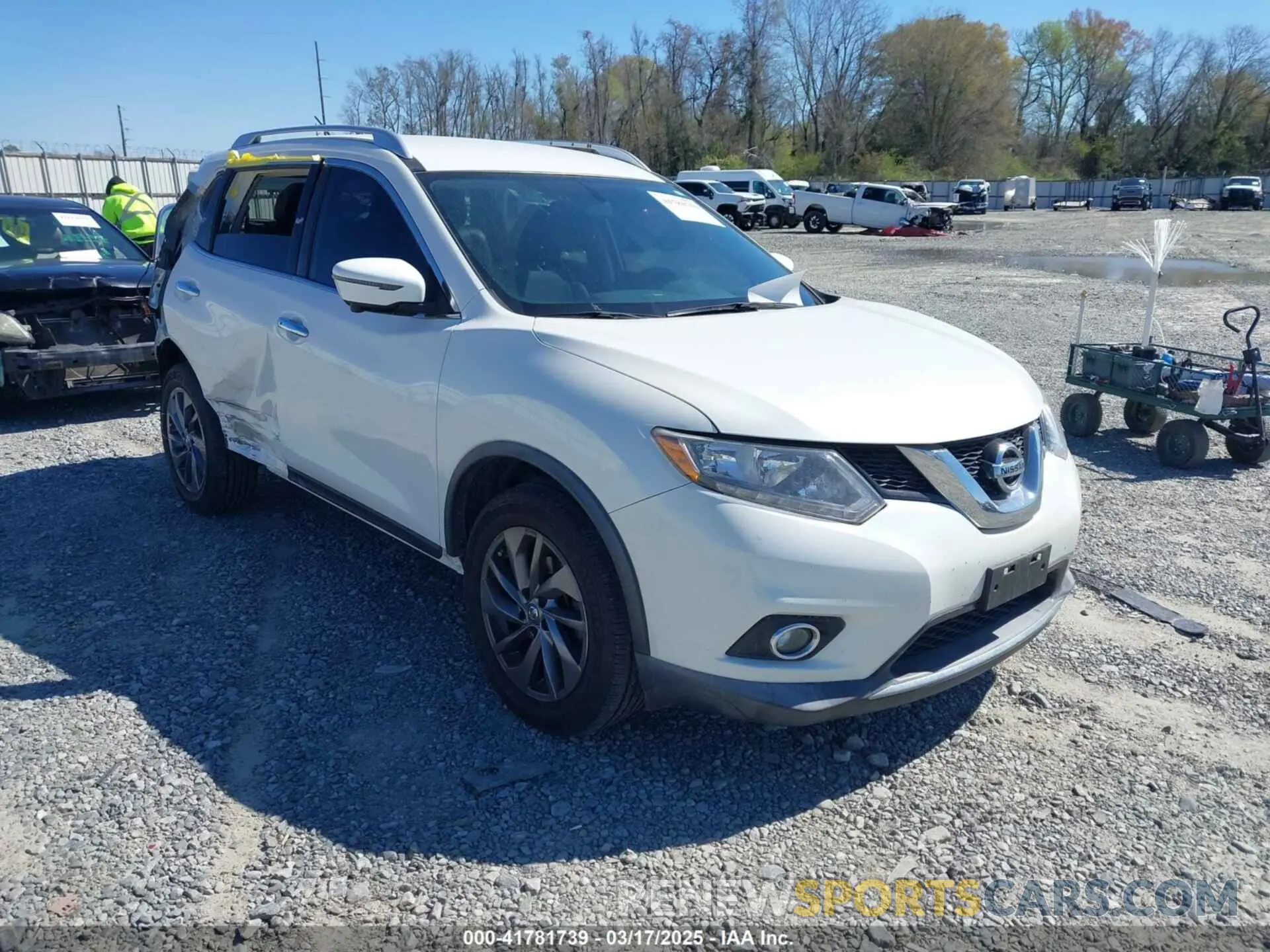 1 Photograph of a damaged car KNMAT2MVXGP703040 NISSAN ROGUE 2016