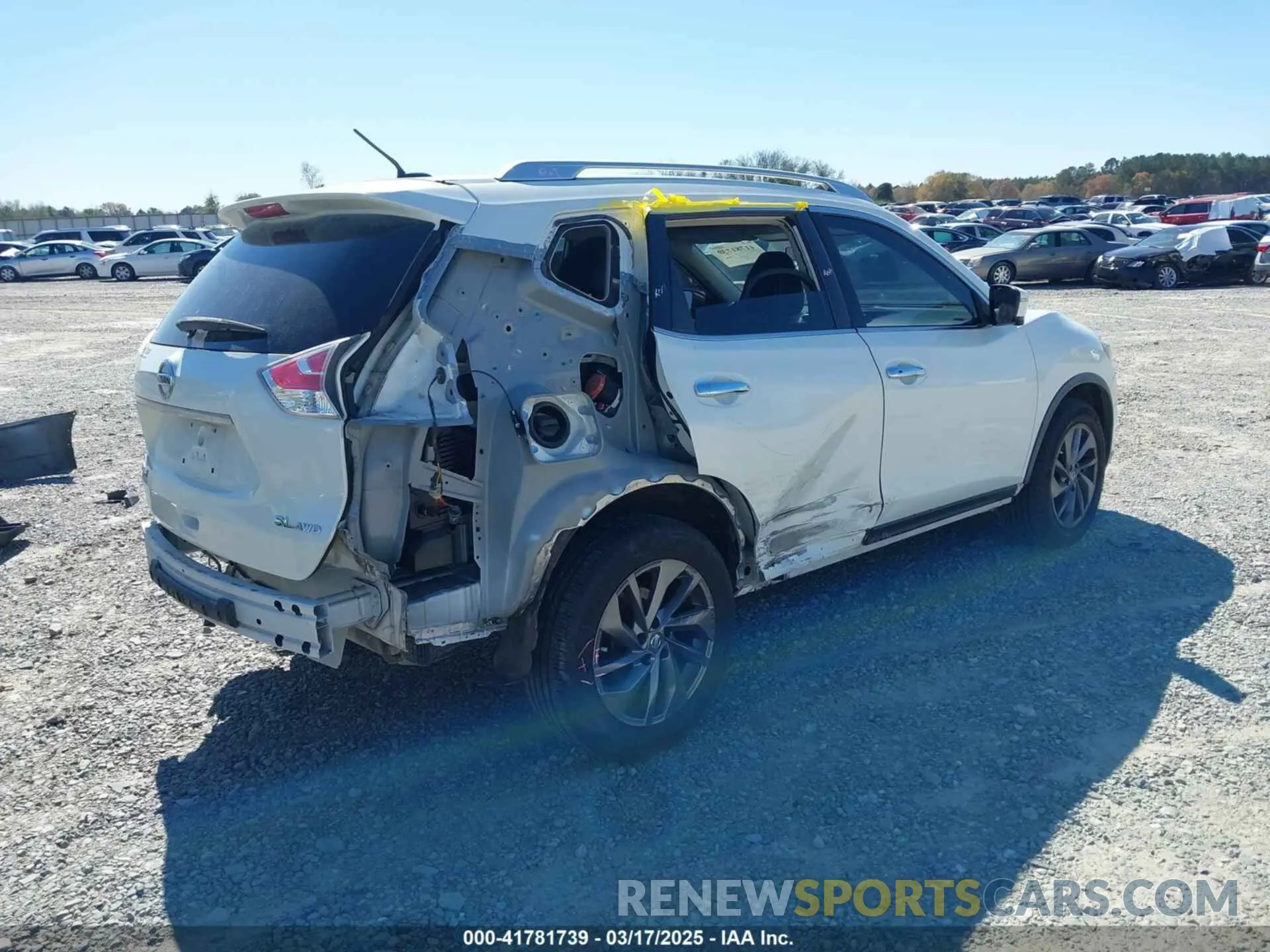 4 Photograph of a damaged car KNMAT2MVXGP703040 NISSAN ROGUE 2016