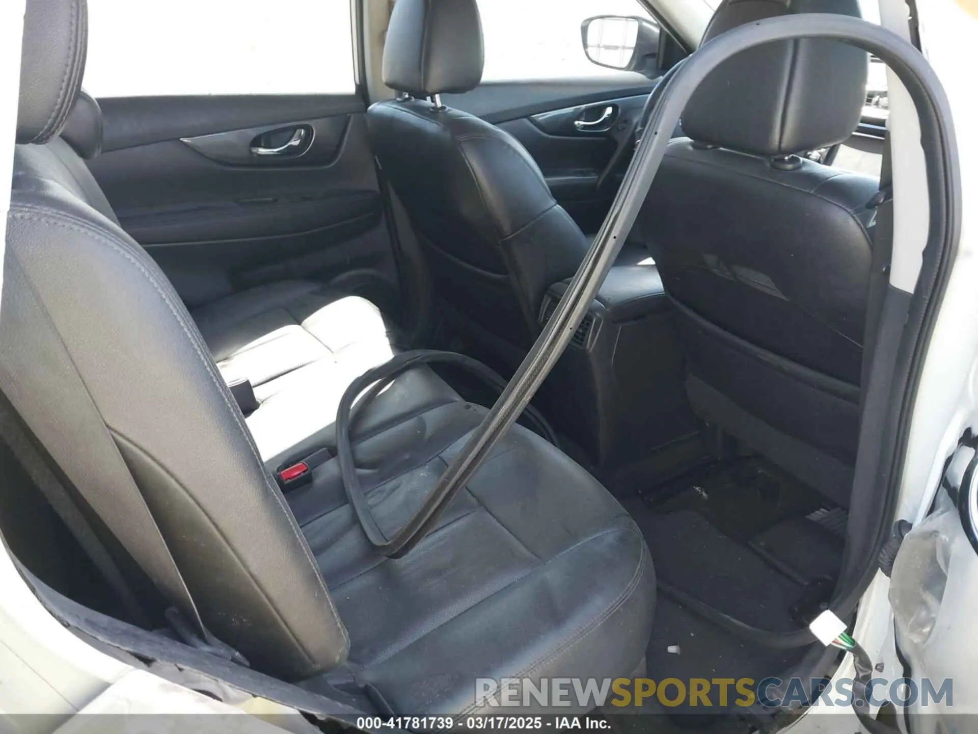 8 Photograph of a damaged car KNMAT2MVXGP703040 NISSAN ROGUE 2016