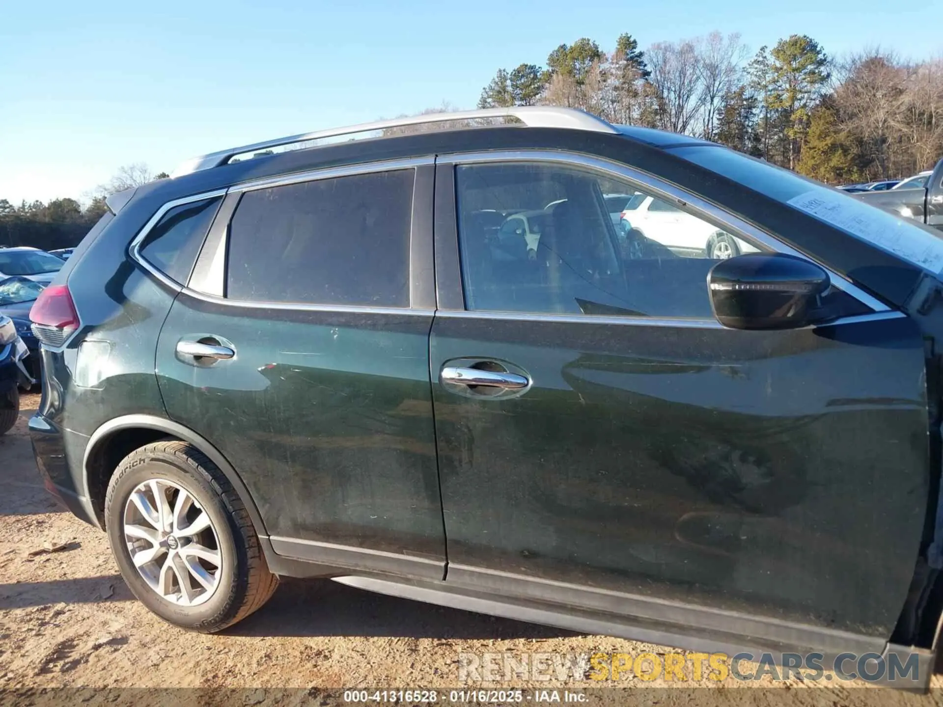 13 Photograph of a damaged car 5N1AT2MT0KC702974 NISSAN ROGUE 2019
