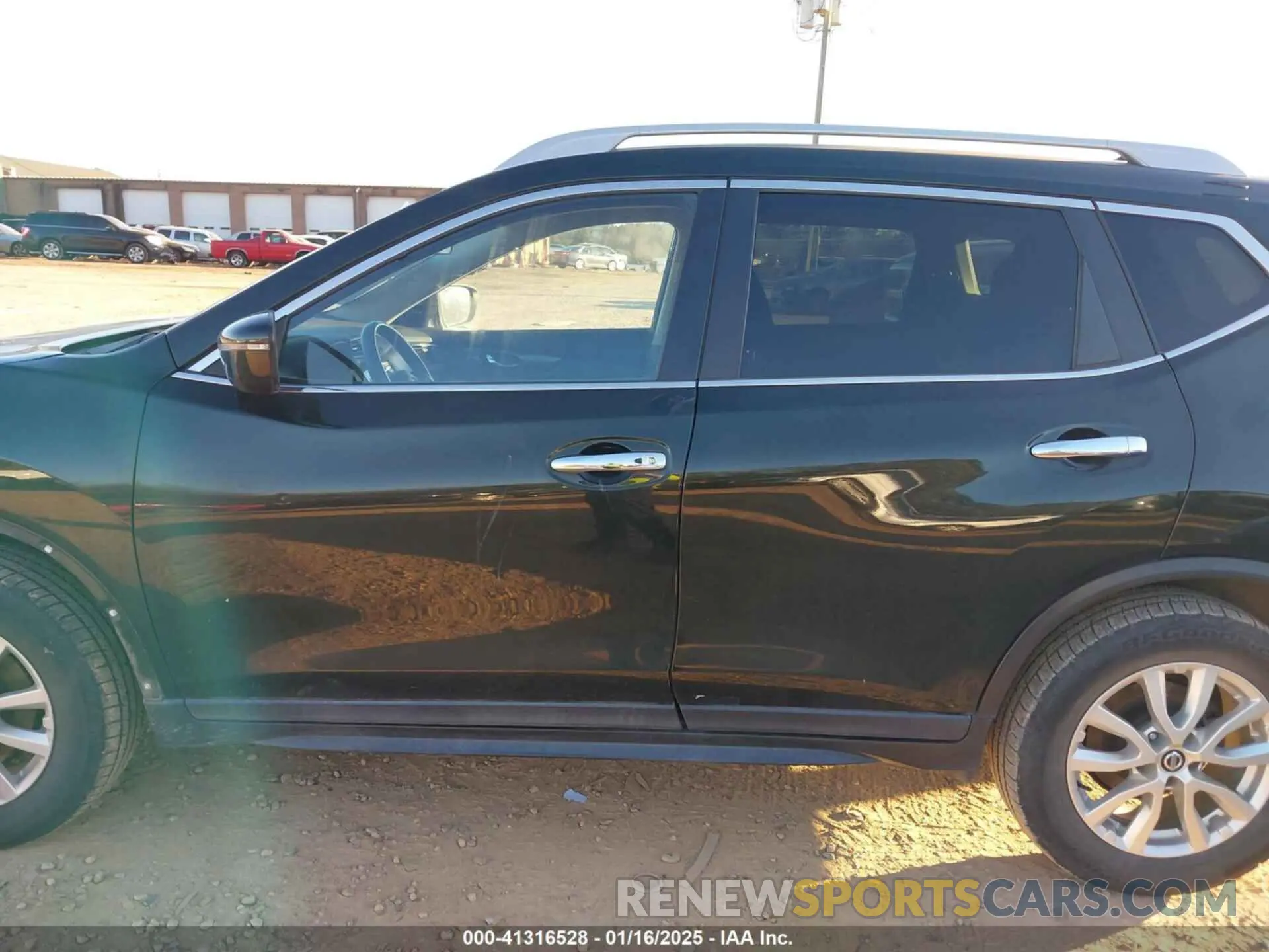 14 Photograph of a damaged car 5N1AT2MT0KC702974 NISSAN ROGUE 2019