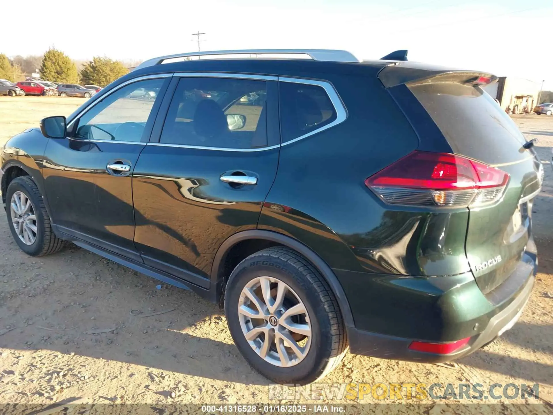 3 Photograph of a damaged car 5N1AT2MT0KC702974 NISSAN ROGUE 2019