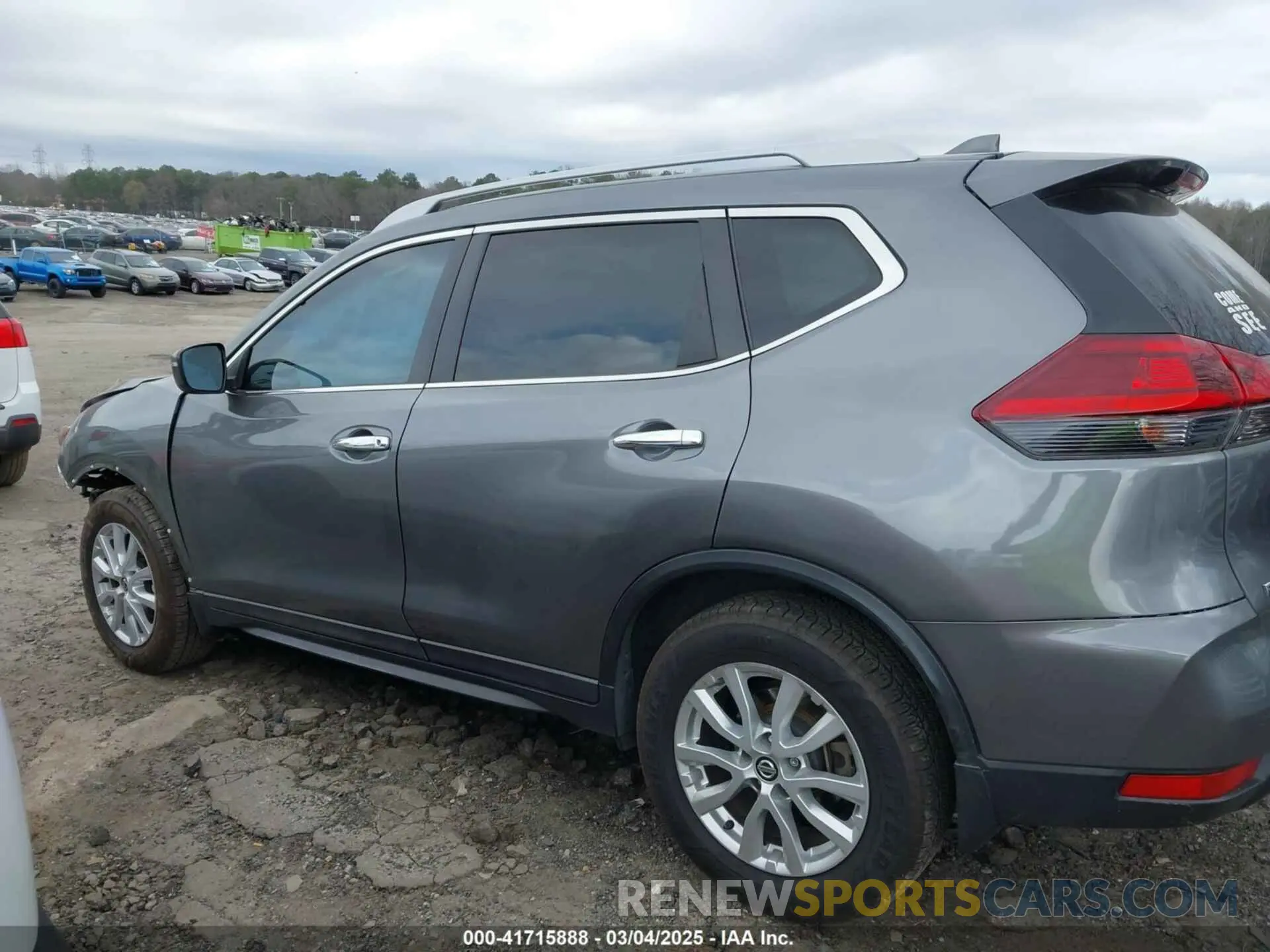 14 Photograph of a damaged car 5N1AT2MT0KC708984 NISSAN ROGUE 2019