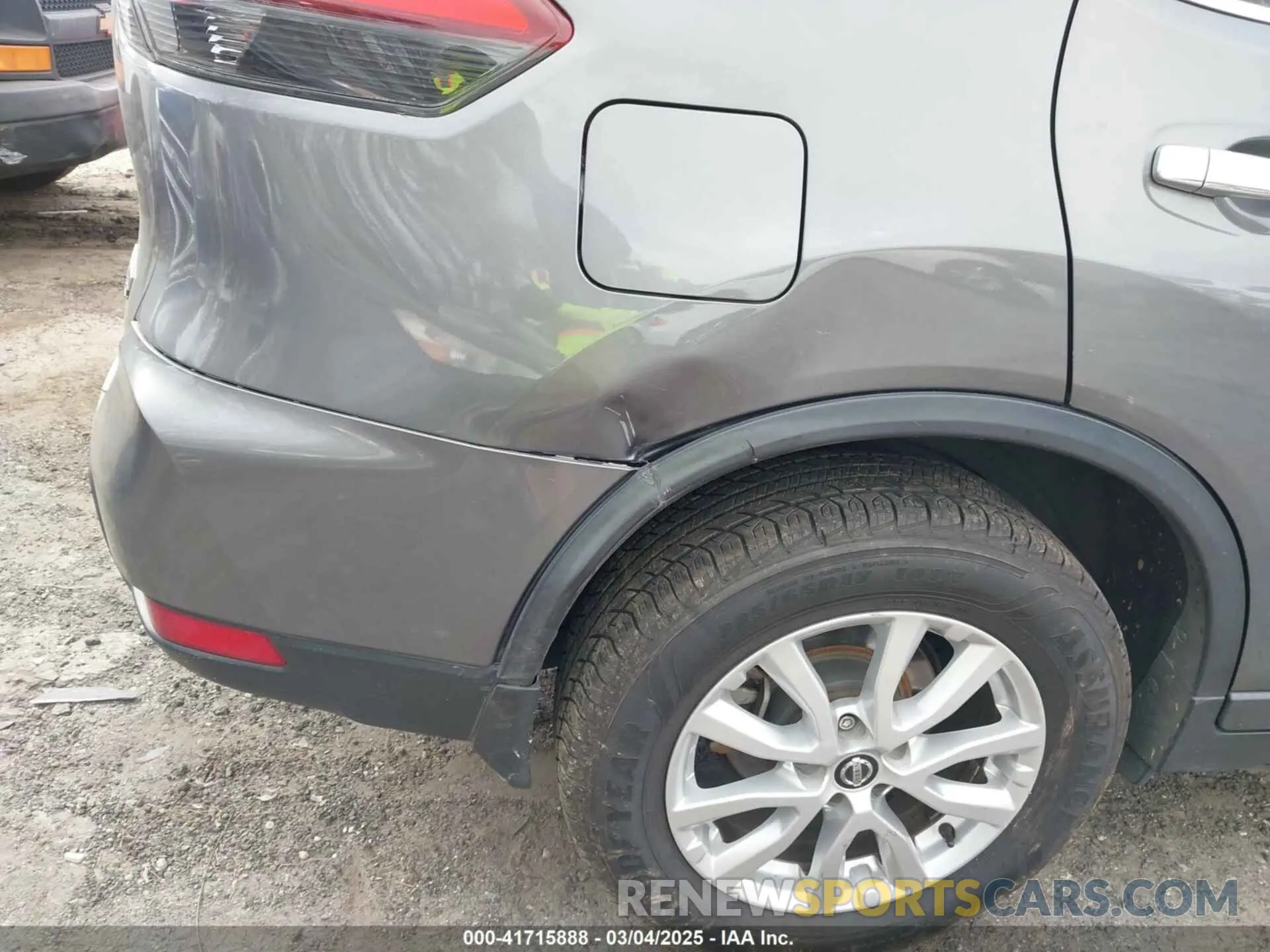 20 Photograph of a damaged car 5N1AT2MT0KC708984 NISSAN ROGUE 2019