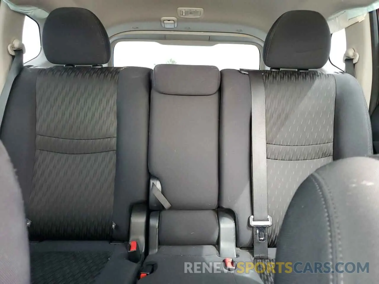 10 Photograph of a damaged car 5N1AT2MT0KC718737 NISSAN ROGUE 2019