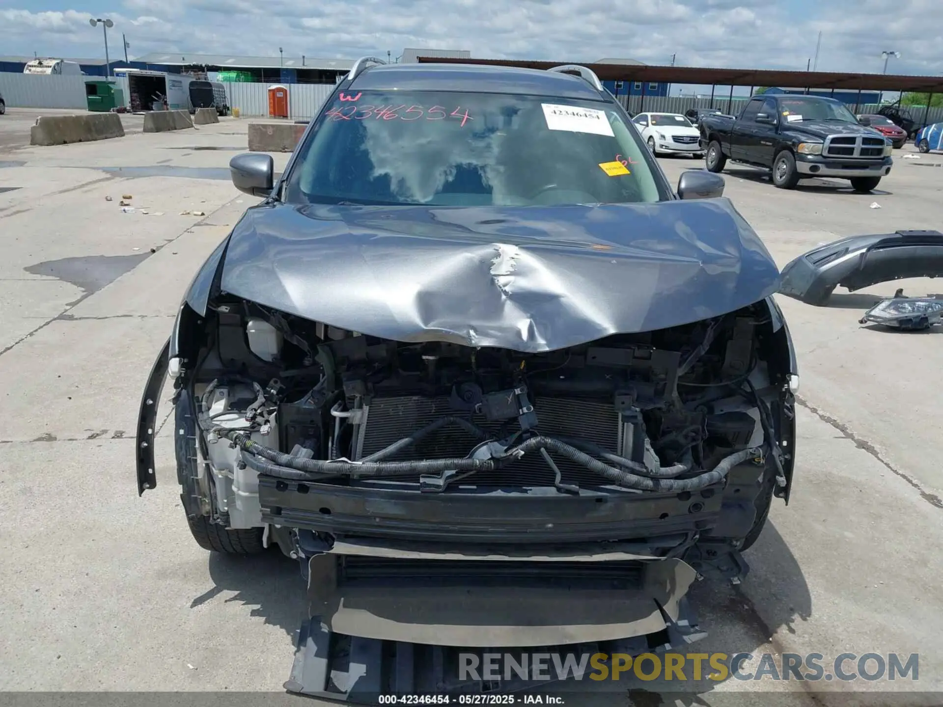 12 Photograph of a damaged car 5N1AT2MT0KC748191 NISSAN ROGUE 2019