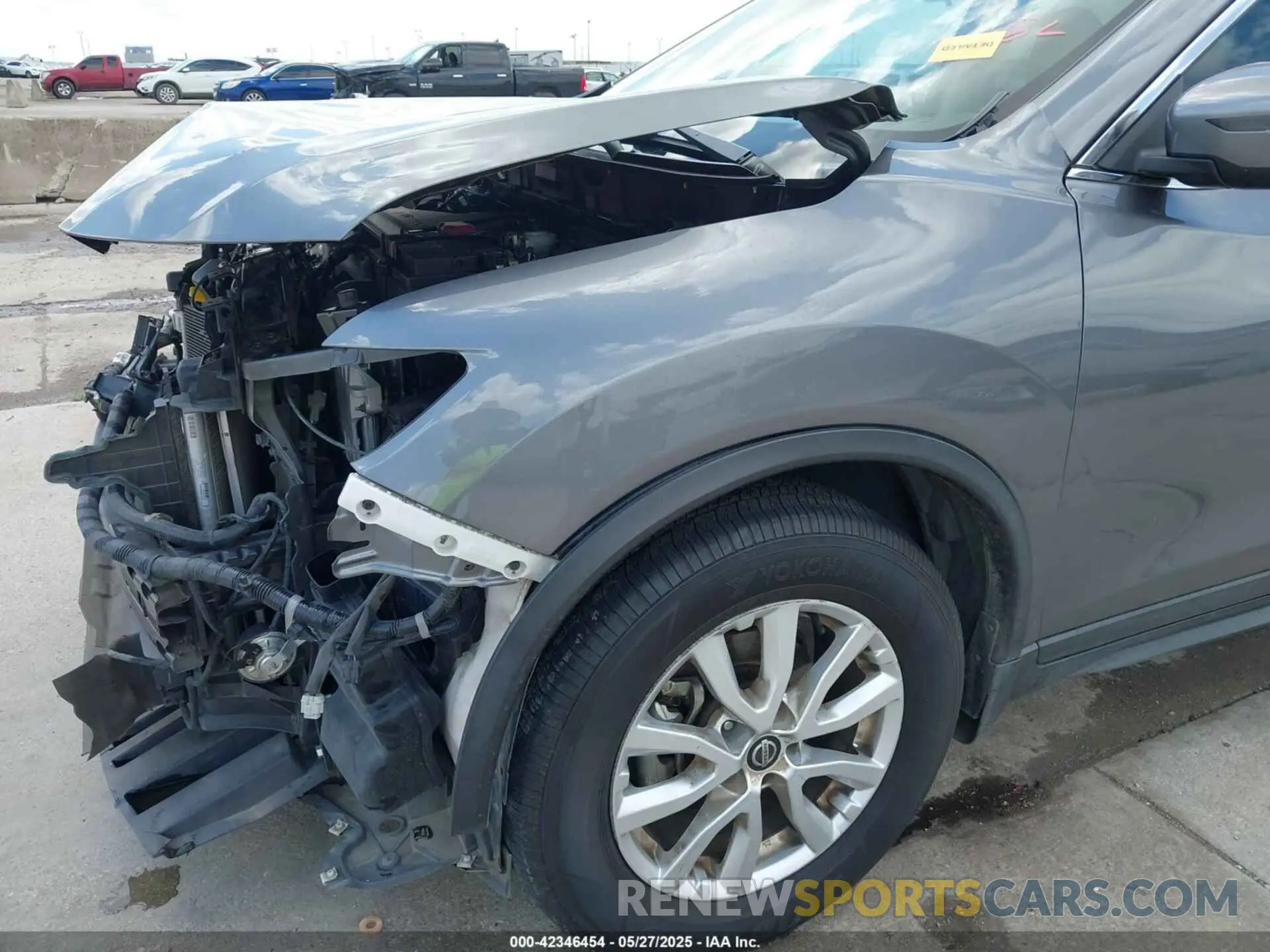 19 Photograph of a damaged car 5N1AT2MT0KC748191 NISSAN ROGUE 2019