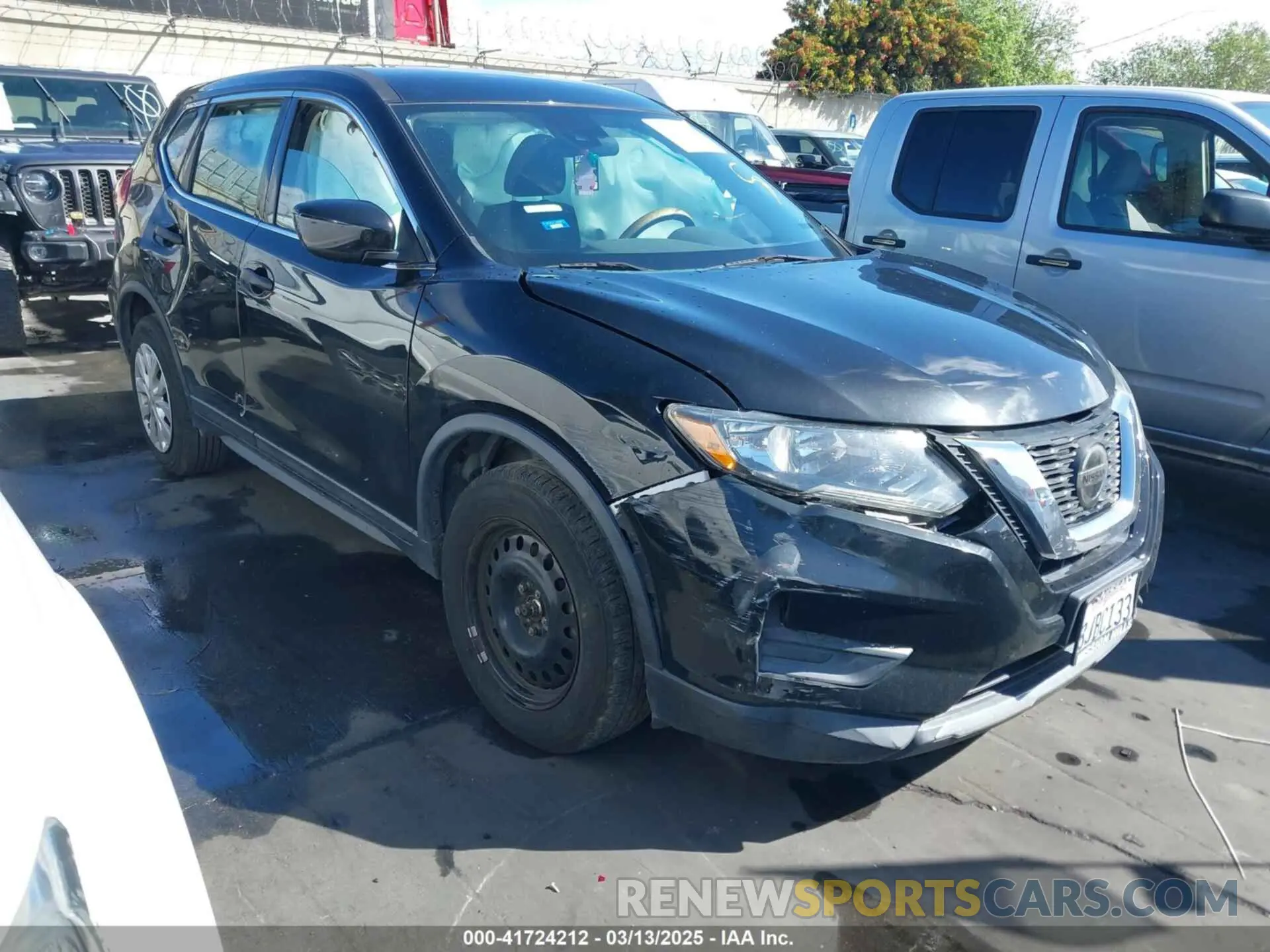1 Photograph of a damaged car 5N1AT2MT0KC768957 NISSAN ROGUE 2019