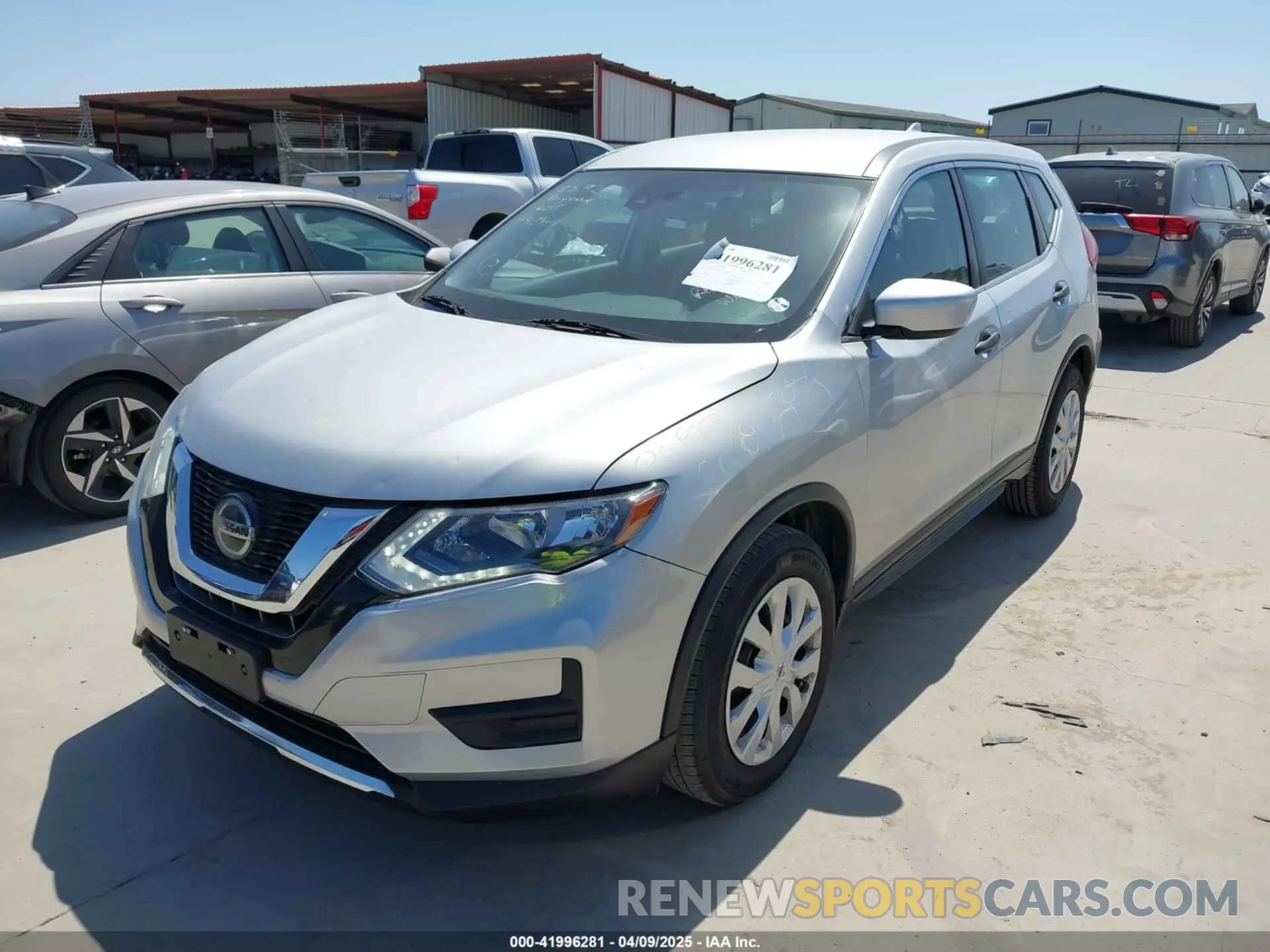 2 Photograph of a damaged car 5N1AT2MT0KC791249 NISSAN ROGUE 2019