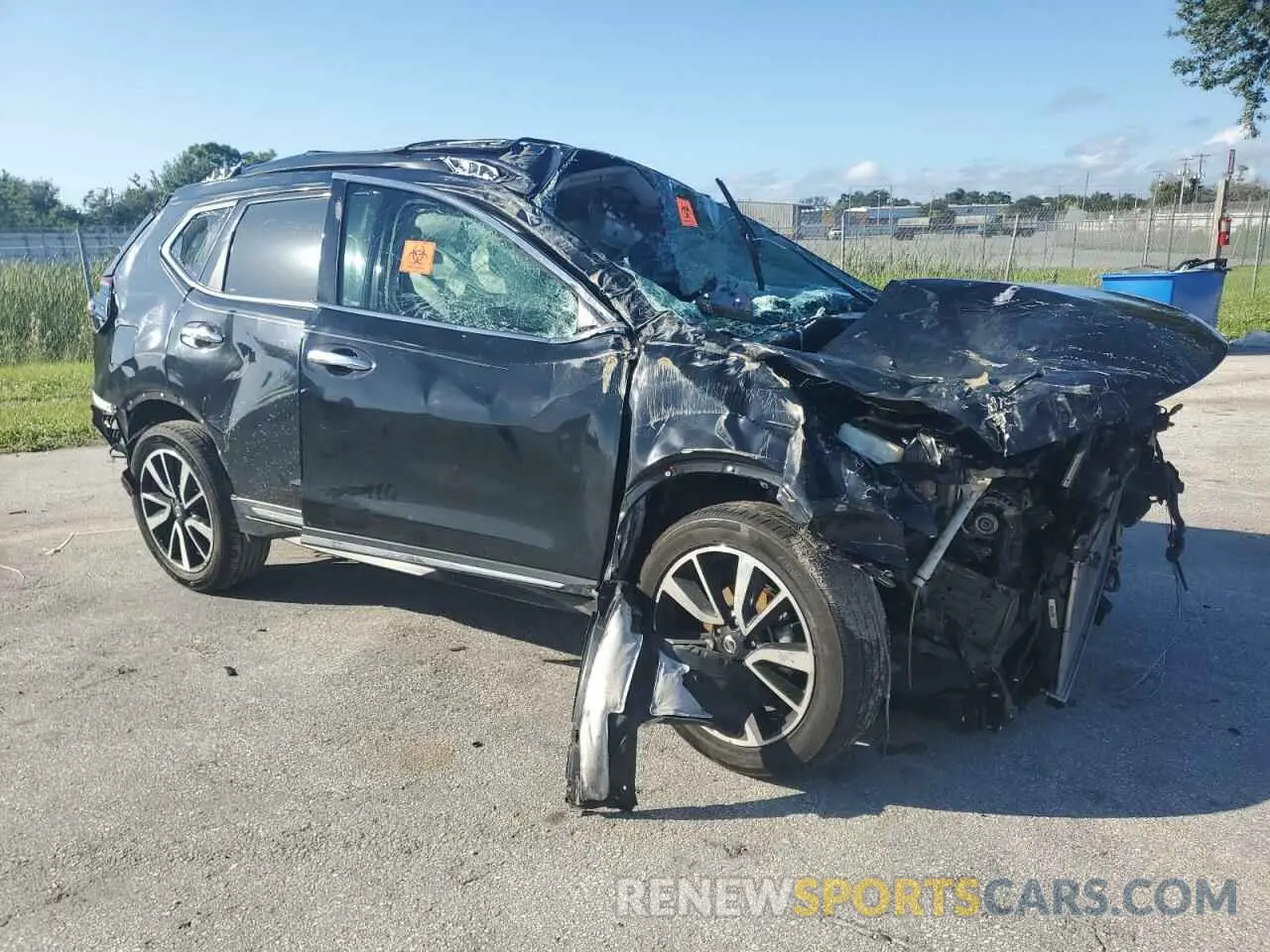 4 Photograph of a damaged car 5N1AT2MT0KC814545 NISSAN ROGUE 2019