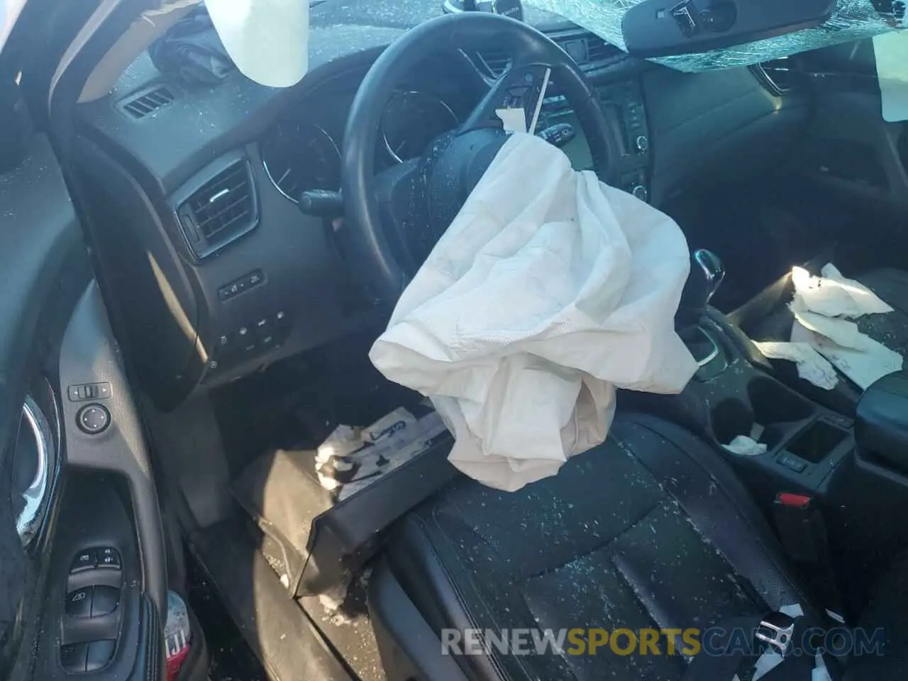 8 Photograph of a damaged car 5N1AT2MT0KC814545 NISSAN ROGUE 2019
