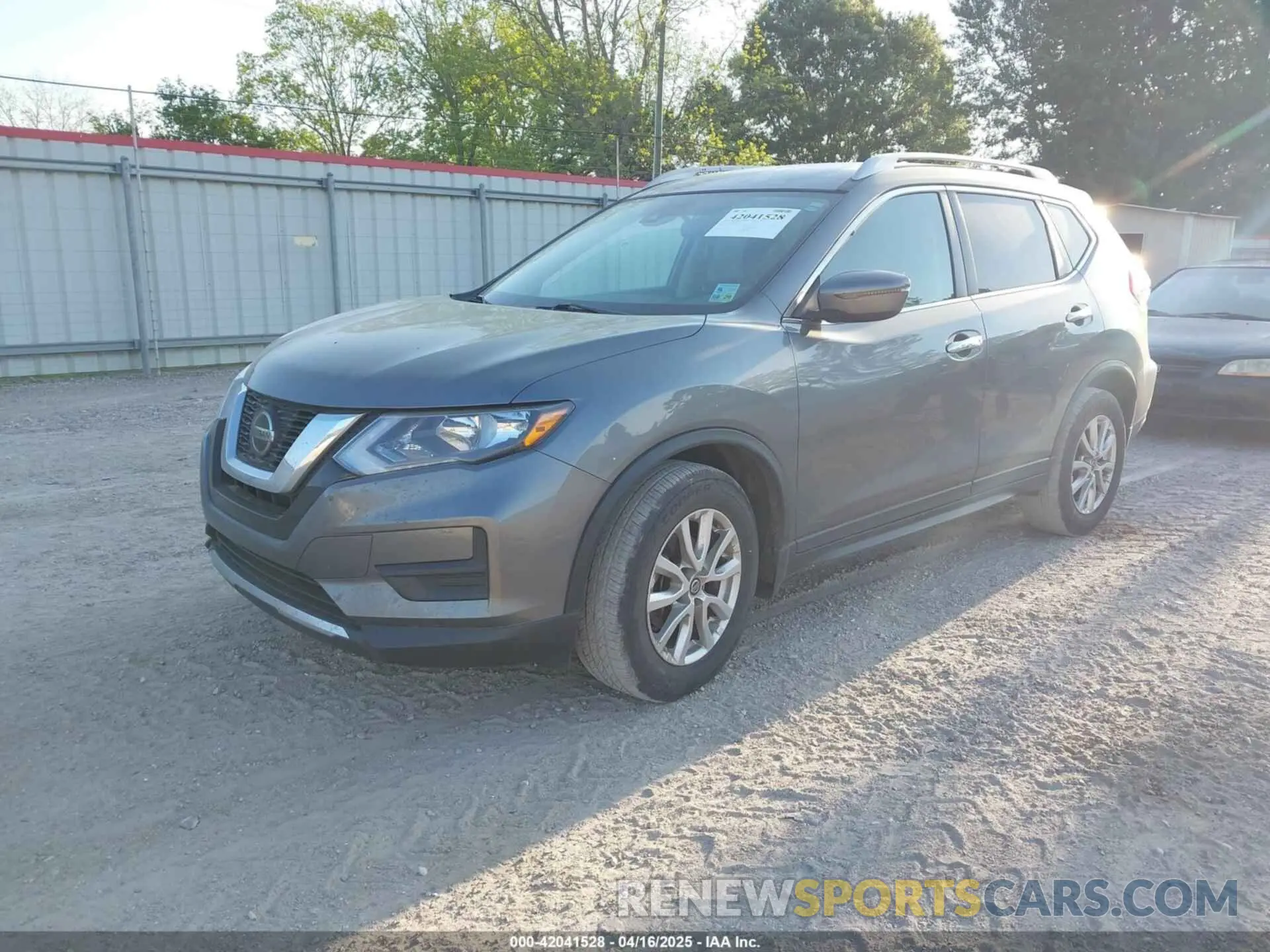 2 Photograph of a damaged car 5N1AT2MT0KC826145 NISSAN ROGUE 2019