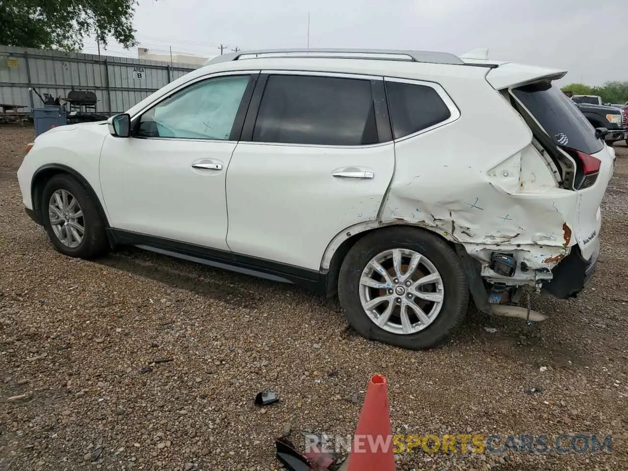2 Photograph of a damaged car 5N1AT2MT0KC828512 NISSAN ROGUE 2019