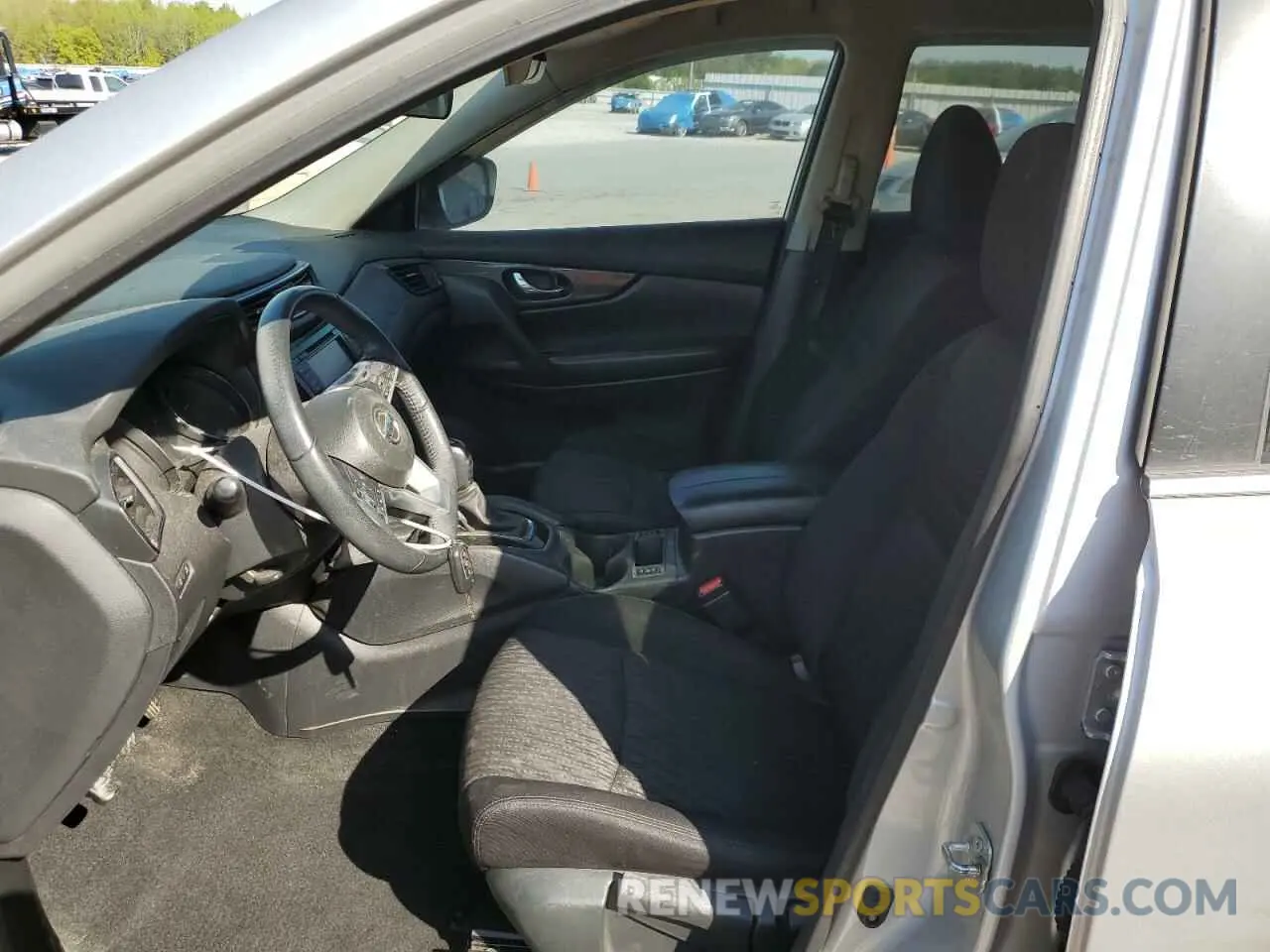 7 Photograph of a damaged car 5N1AT2MT0KC842328 NISSAN ROGUE 2019
