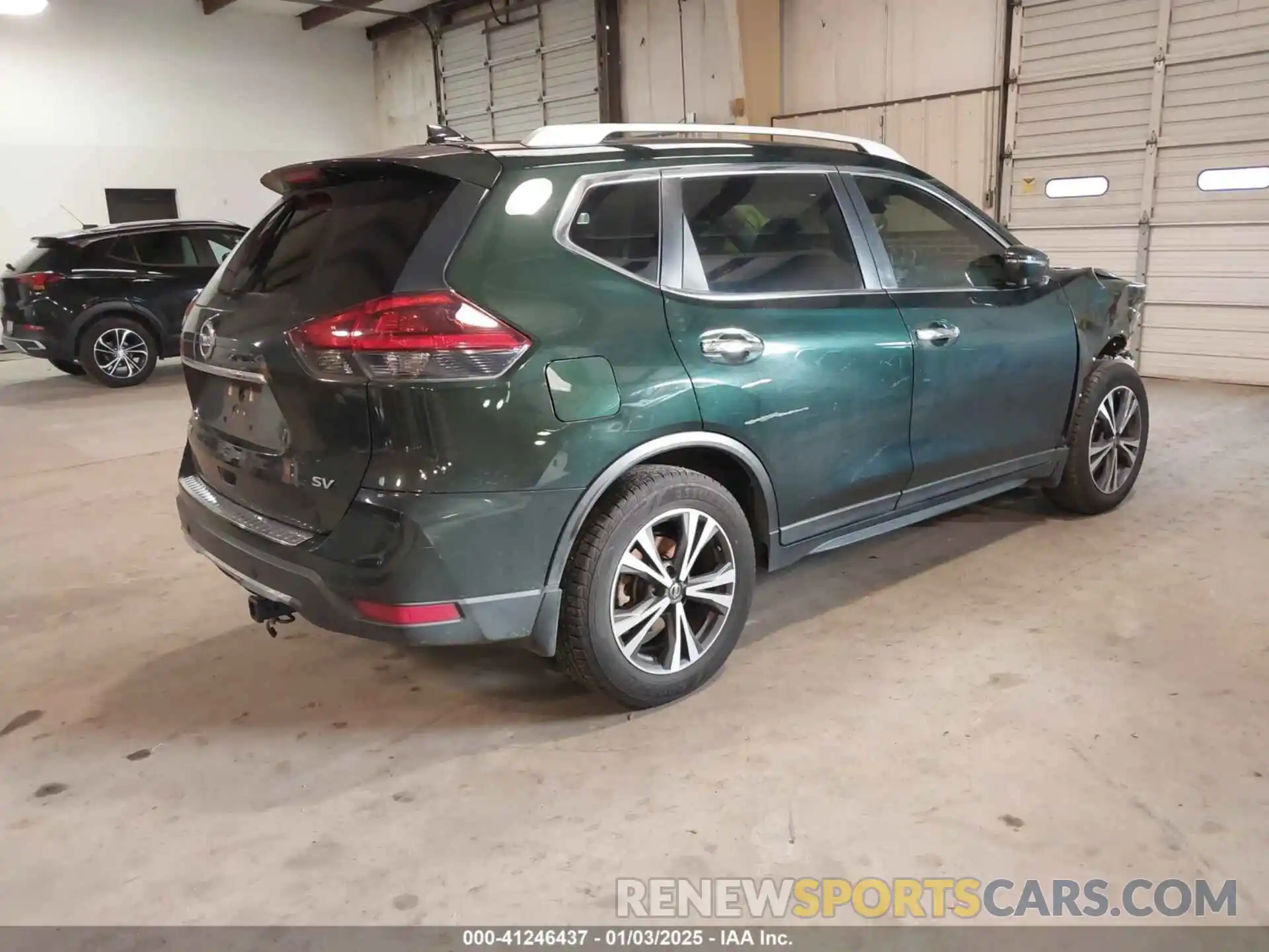 4 Photograph of a damaged car 5N1AT2MT1KC709383 NISSAN ROGUE 2019