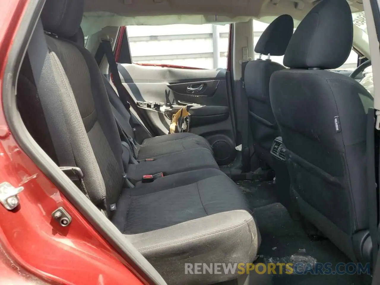 10 Photograph of a damaged car 5N1AT2MT1KC728757 NISSAN ROGUE 2019
