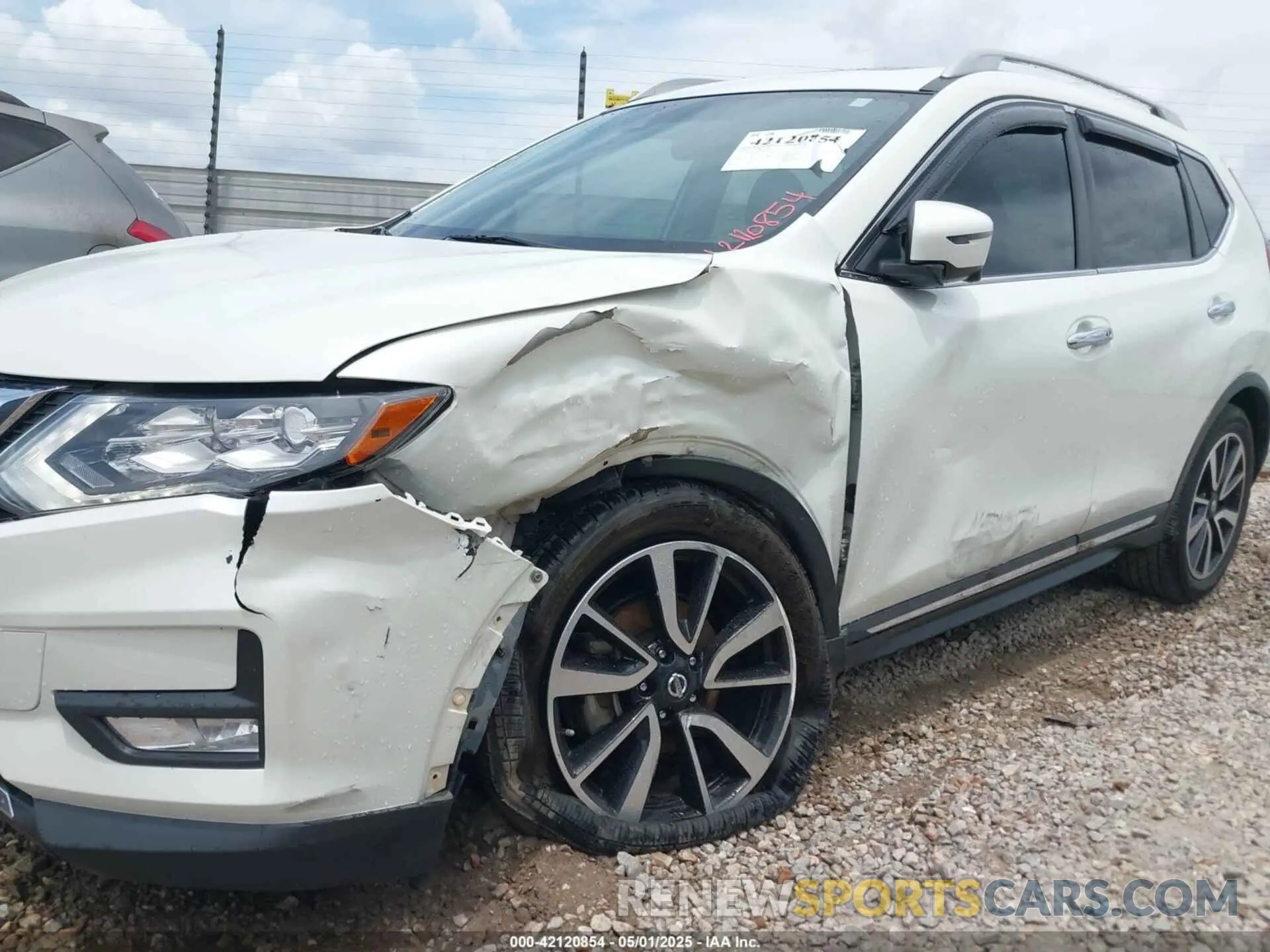 6 Photograph of a damaged car 5N1AT2MT1KC740357 NISSAN ROGUE 2019