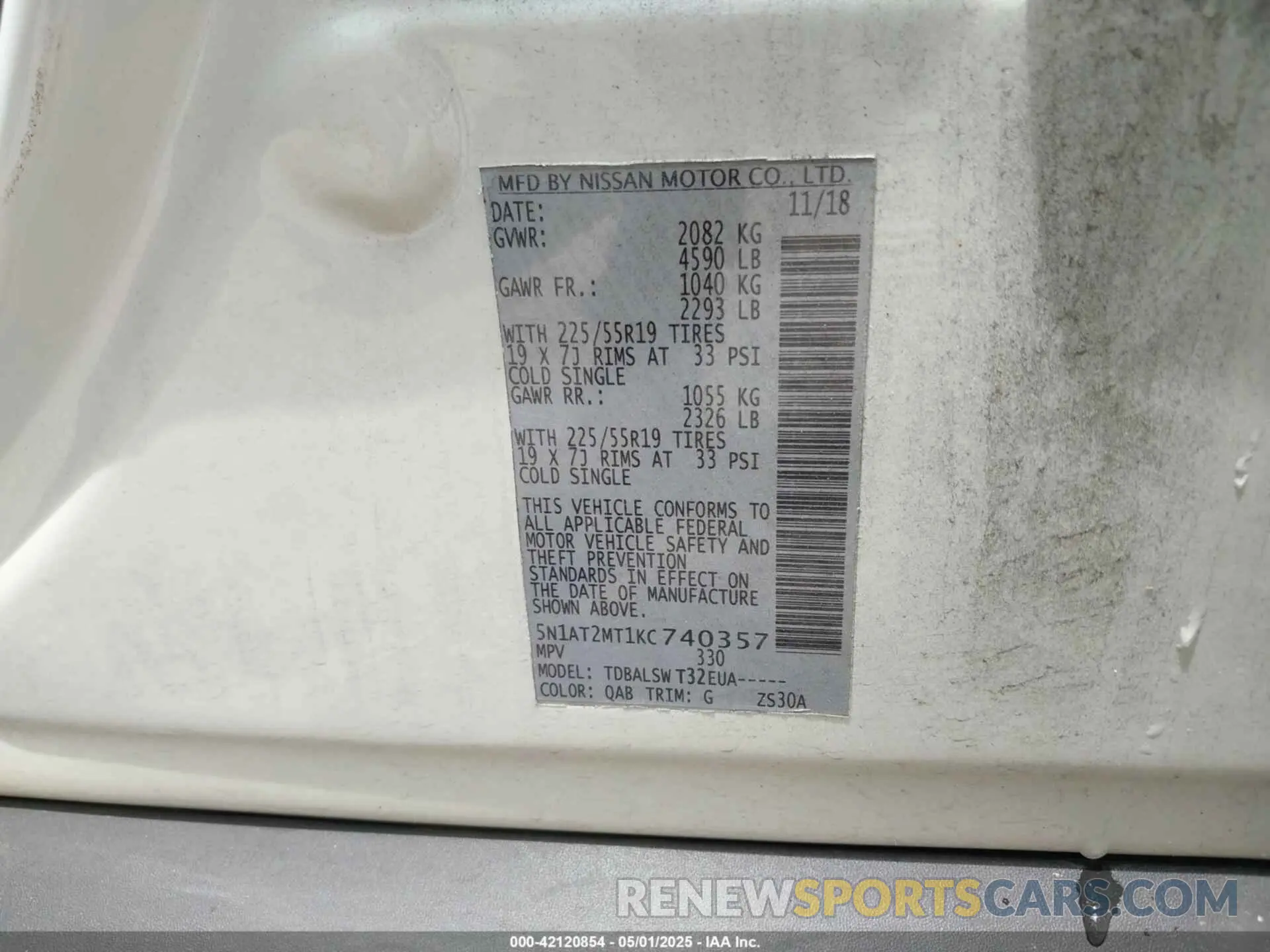 9 Photograph of a damaged car 5N1AT2MT1KC740357 NISSAN ROGUE 2019