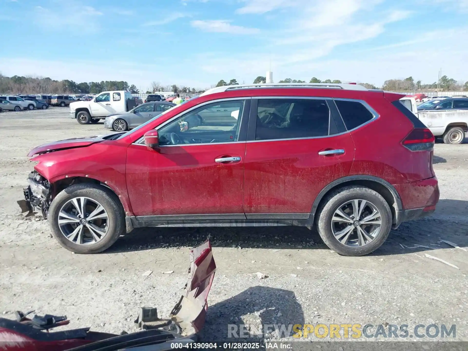 15 Photograph of a damaged car 5N1AT2MT1KC744294 NISSAN ROGUE 2019