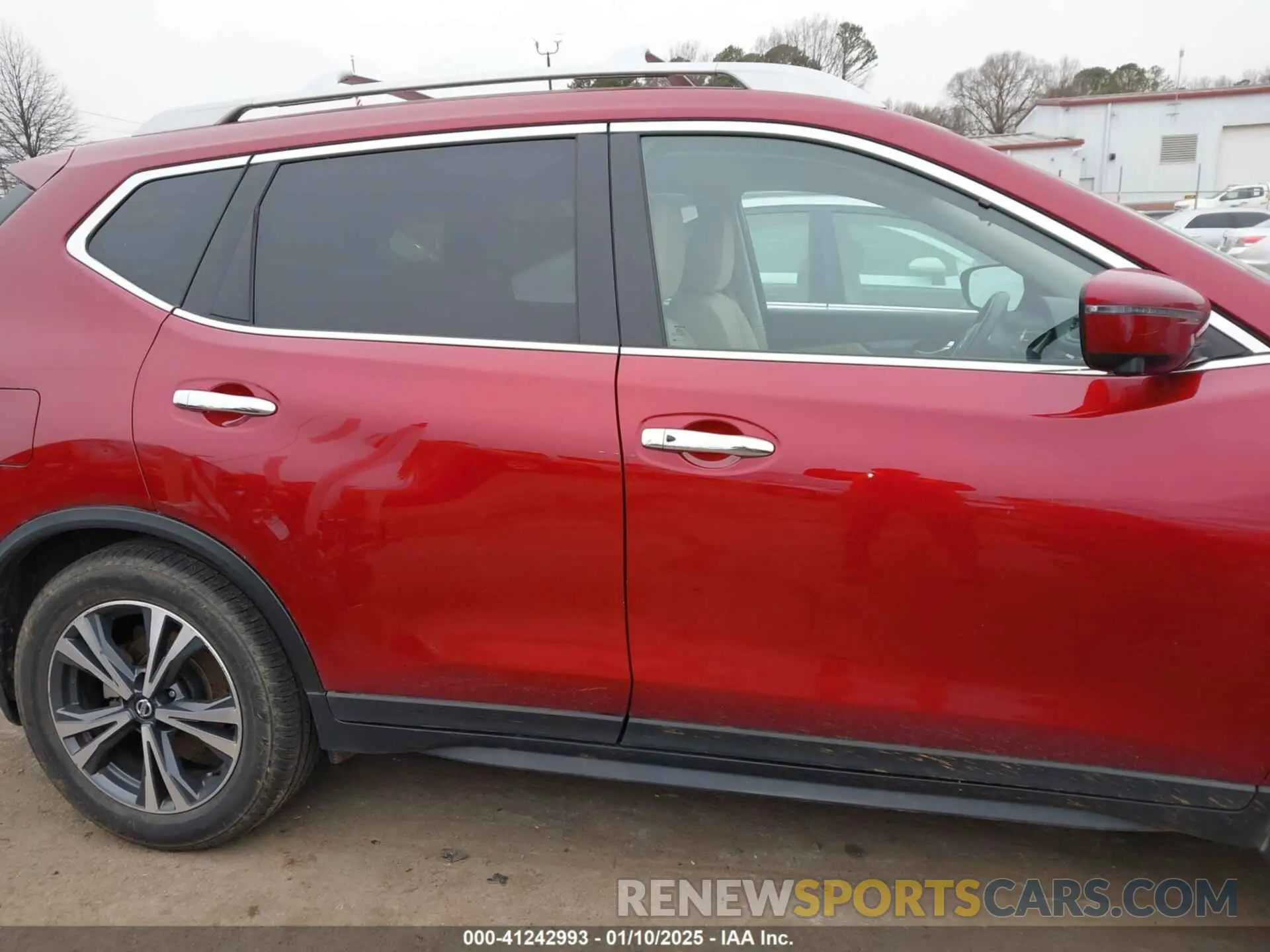 13 Photograph of a damaged car 5N1AT2MT1KC753948 NISSAN ROGUE 2019
