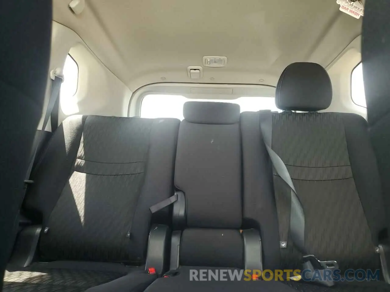 10 Photograph of a damaged car 5N1AT2MT1KC758468 NISSAN ROGUE 2019