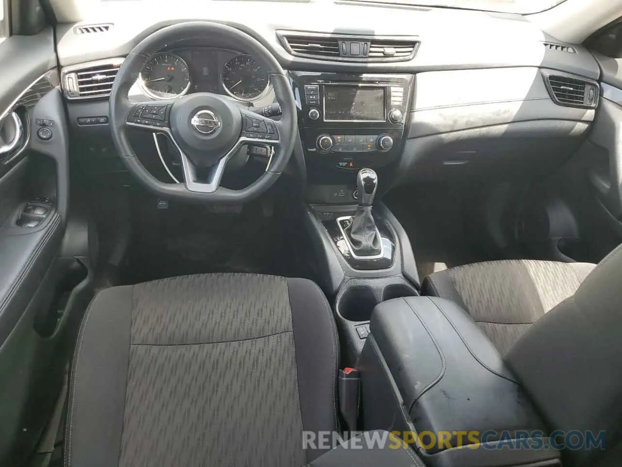 8 Photograph of a damaged car 5N1AT2MT1KC758468 NISSAN ROGUE 2019