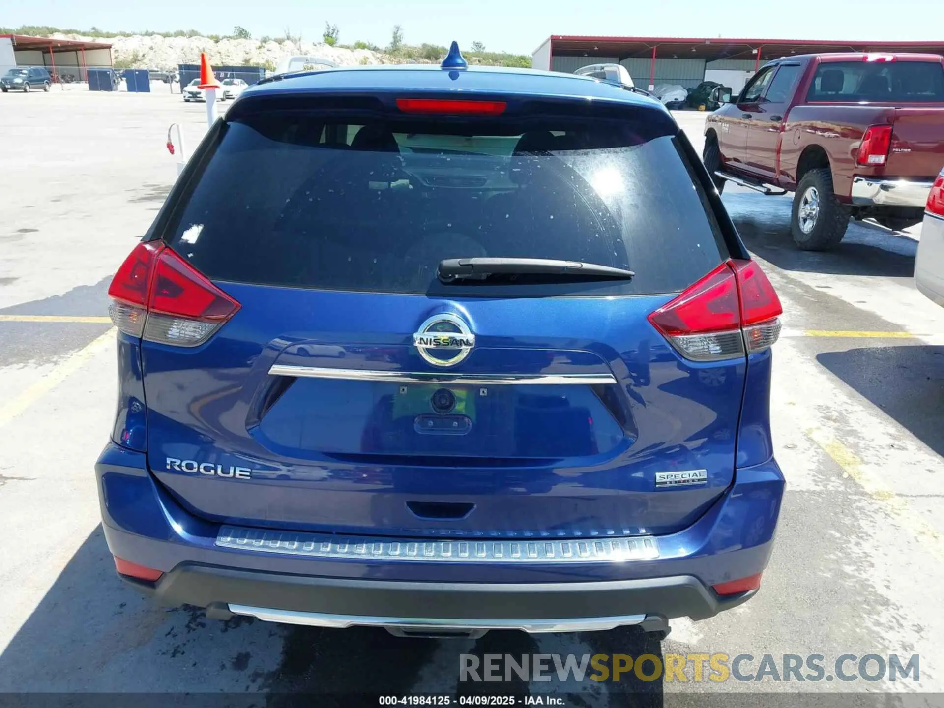 16 Photograph of a damaged car 5N1AT2MT1KC802517 NISSAN ROGUE 2019