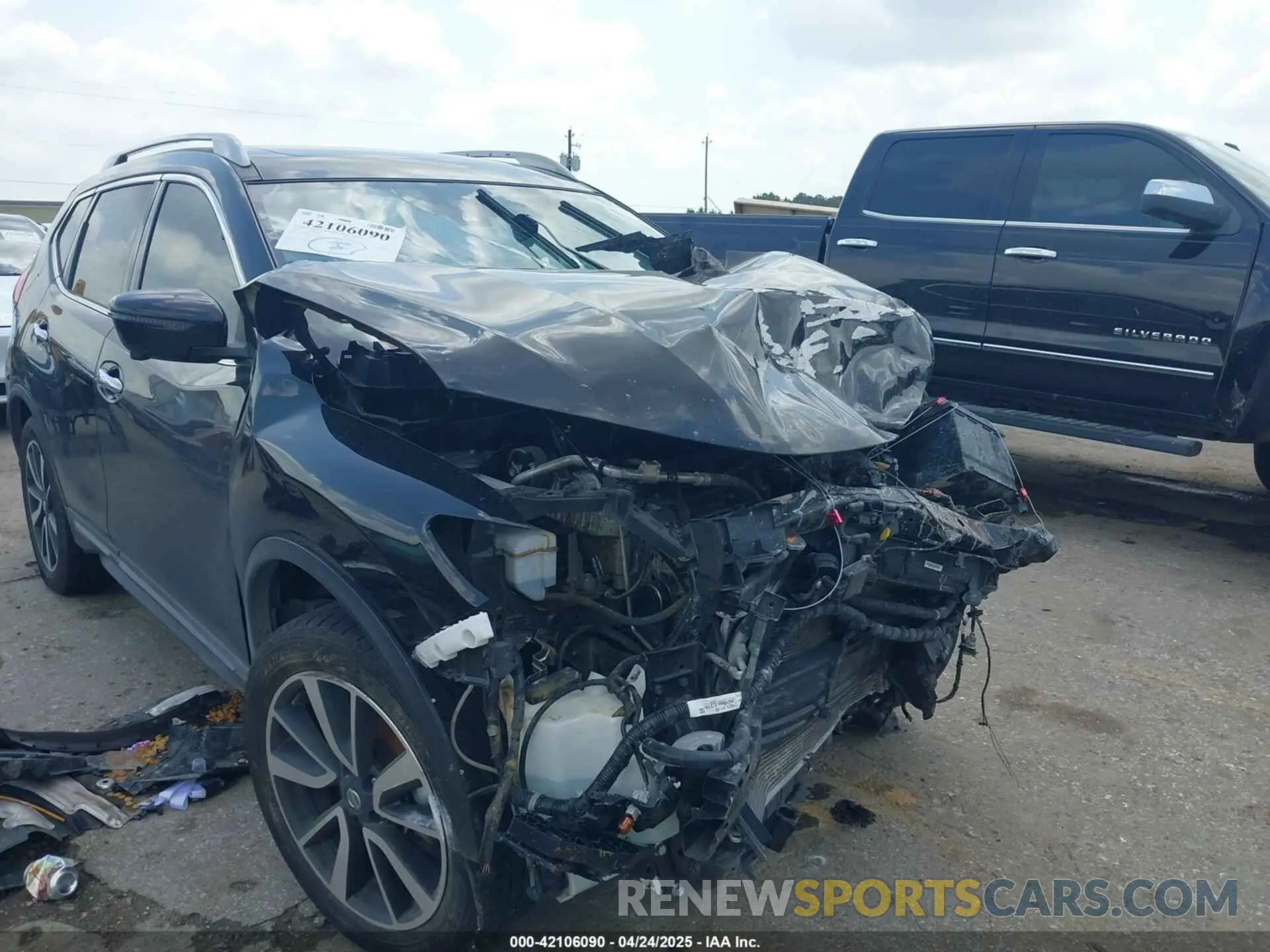 1 Photograph of a damaged car 5N1AT2MT1KC804073 NISSAN ROGUE 2019