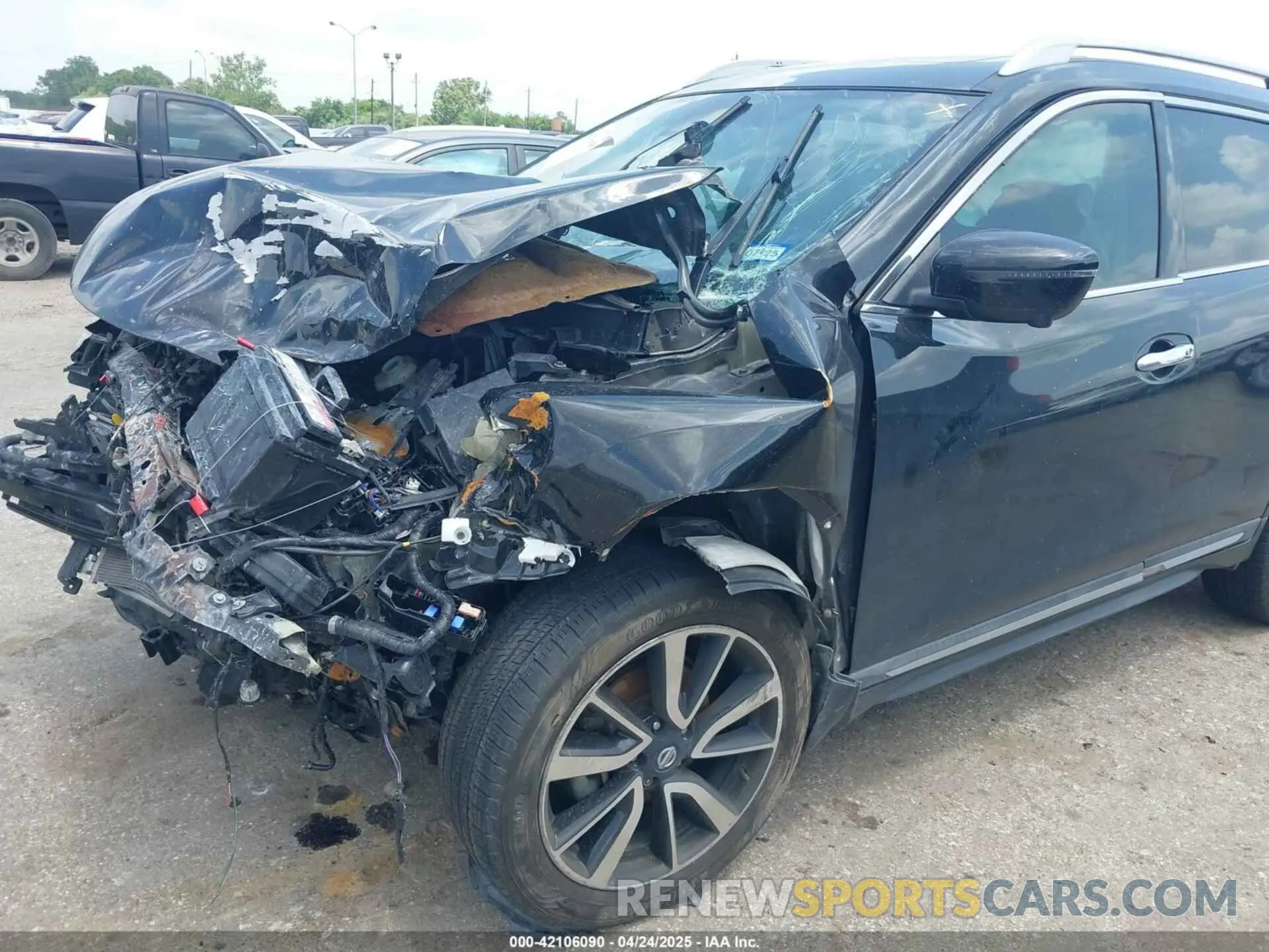 6 Photograph of a damaged car 5N1AT2MT1KC804073 NISSAN ROGUE 2019