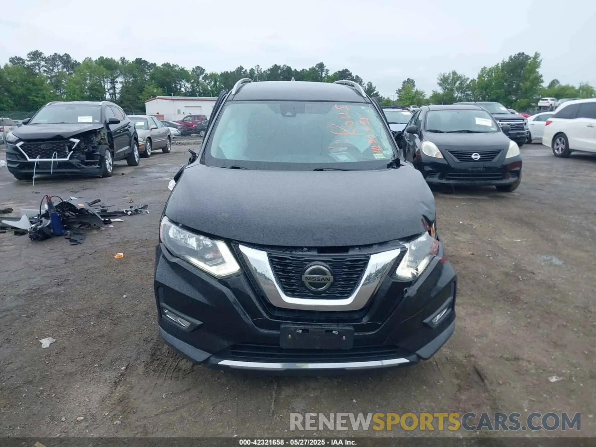12 Photograph of a damaged car 5N1AT2MT1KC804882 NISSAN ROGUE 2019
