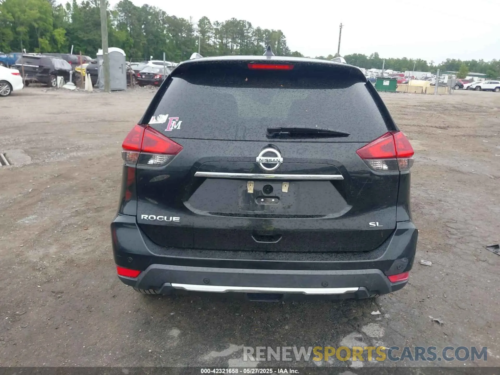 16 Photograph of a damaged car 5N1AT2MT1KC804882 NISSAN ROGUE 2019