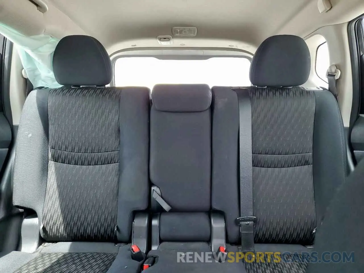 10 Photograph of a damaged car 5N1AT2MT2KC784268 NISSAN ROGUE 2019