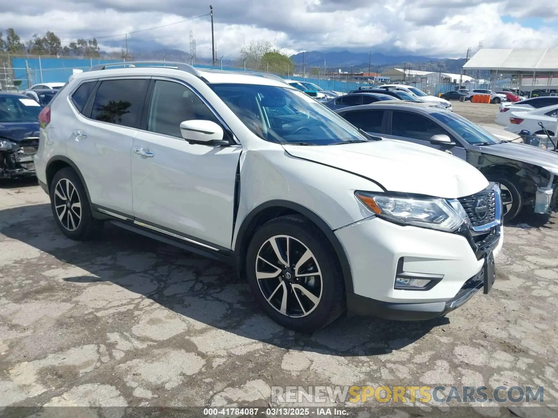 1 Photograph of a damaged car 5N1AT2MT2KC794816 NISSAN ROGUE 2019