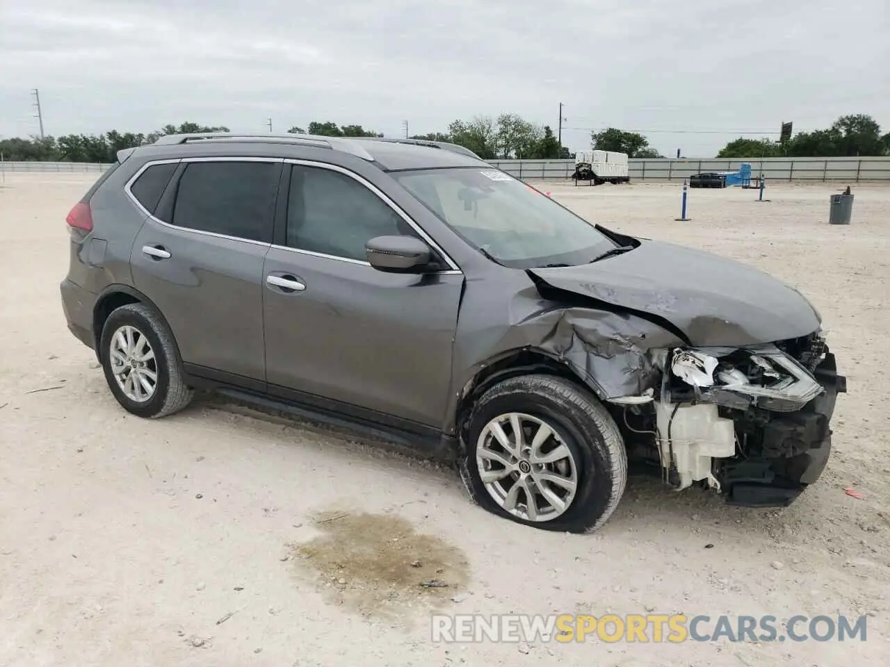 4 Photograph of a damaged car 5N1AT2MT2KC800209 NISSAN ROGUE 2019