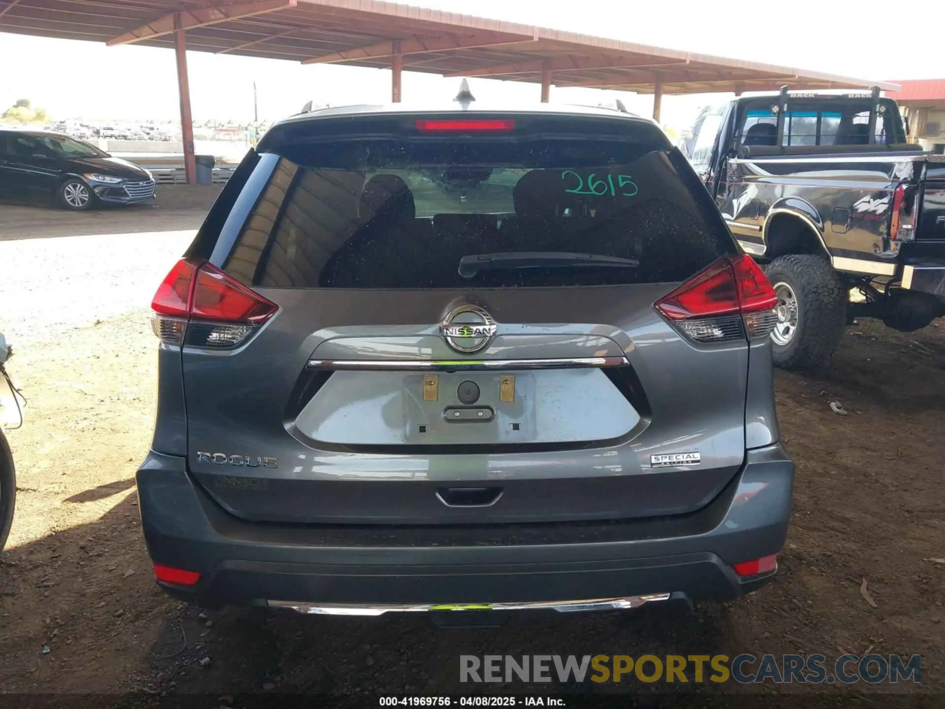 16 Photograph of a damaged car 5N1AT2MT2KC809606 NISSAN ROGUE 2019
