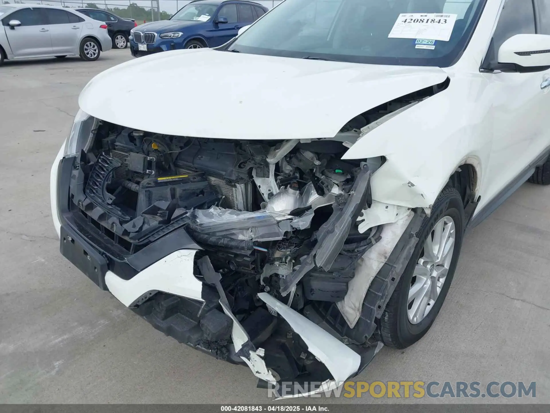 6 Photograph of a damaged car 5N1AT2MT2KC827488 NISSAN ROGUE 2019