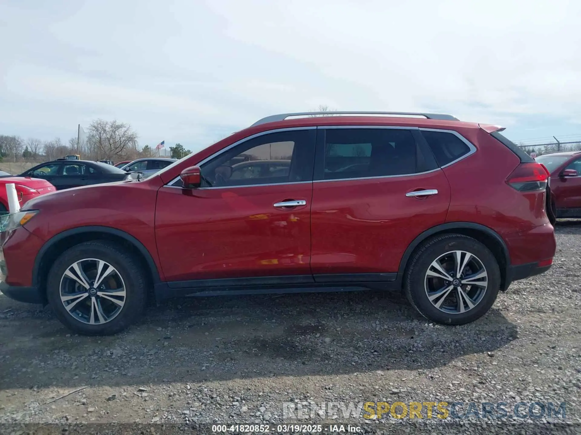 14 Photograph of a damaged car 5N1AT2MT3KC709806 NISSAN ROGUE 2019