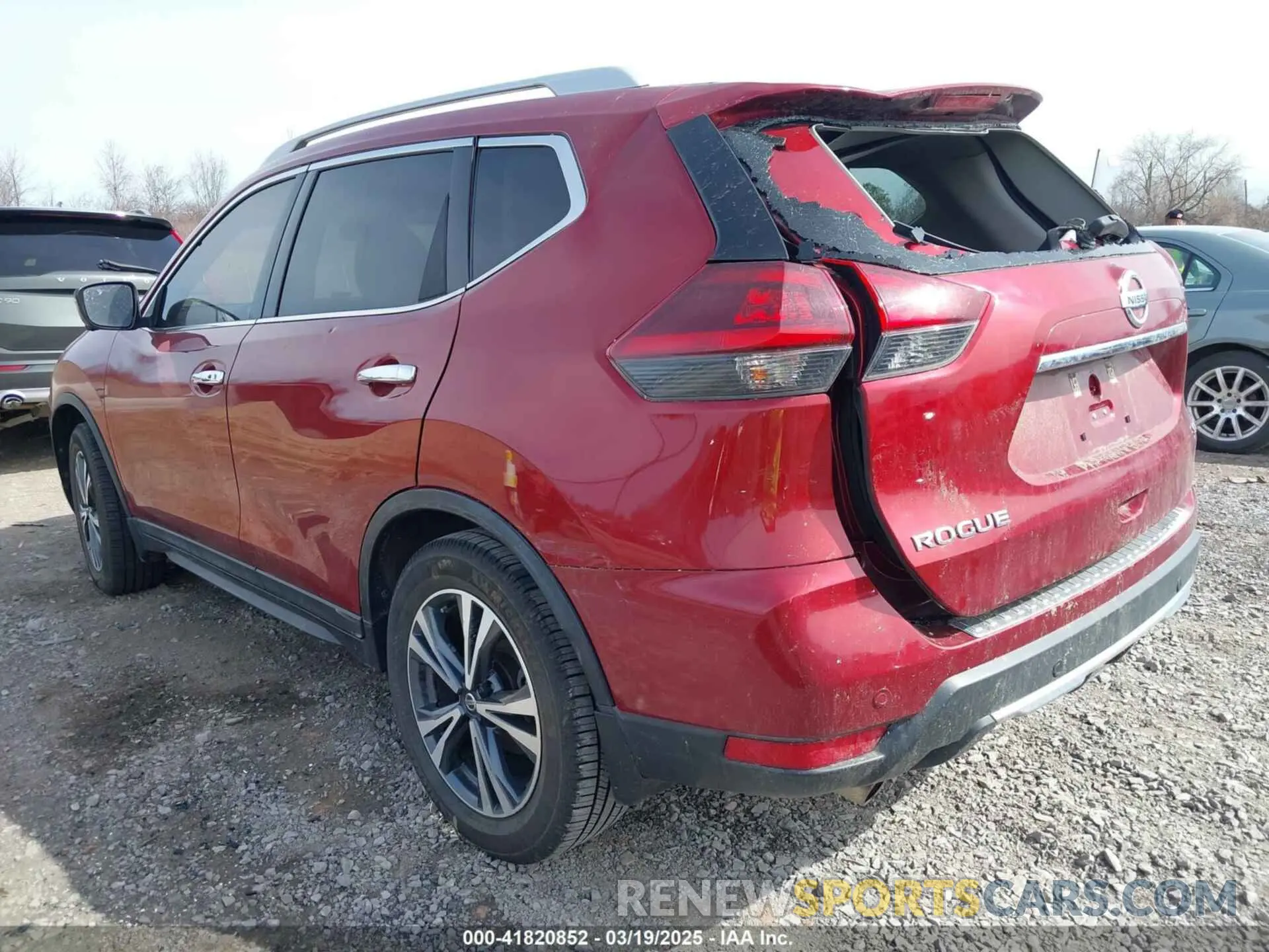 3 Photograph of a damaged car 5N1AT2MT3KC709806 NISSAN ROGUE 2019
