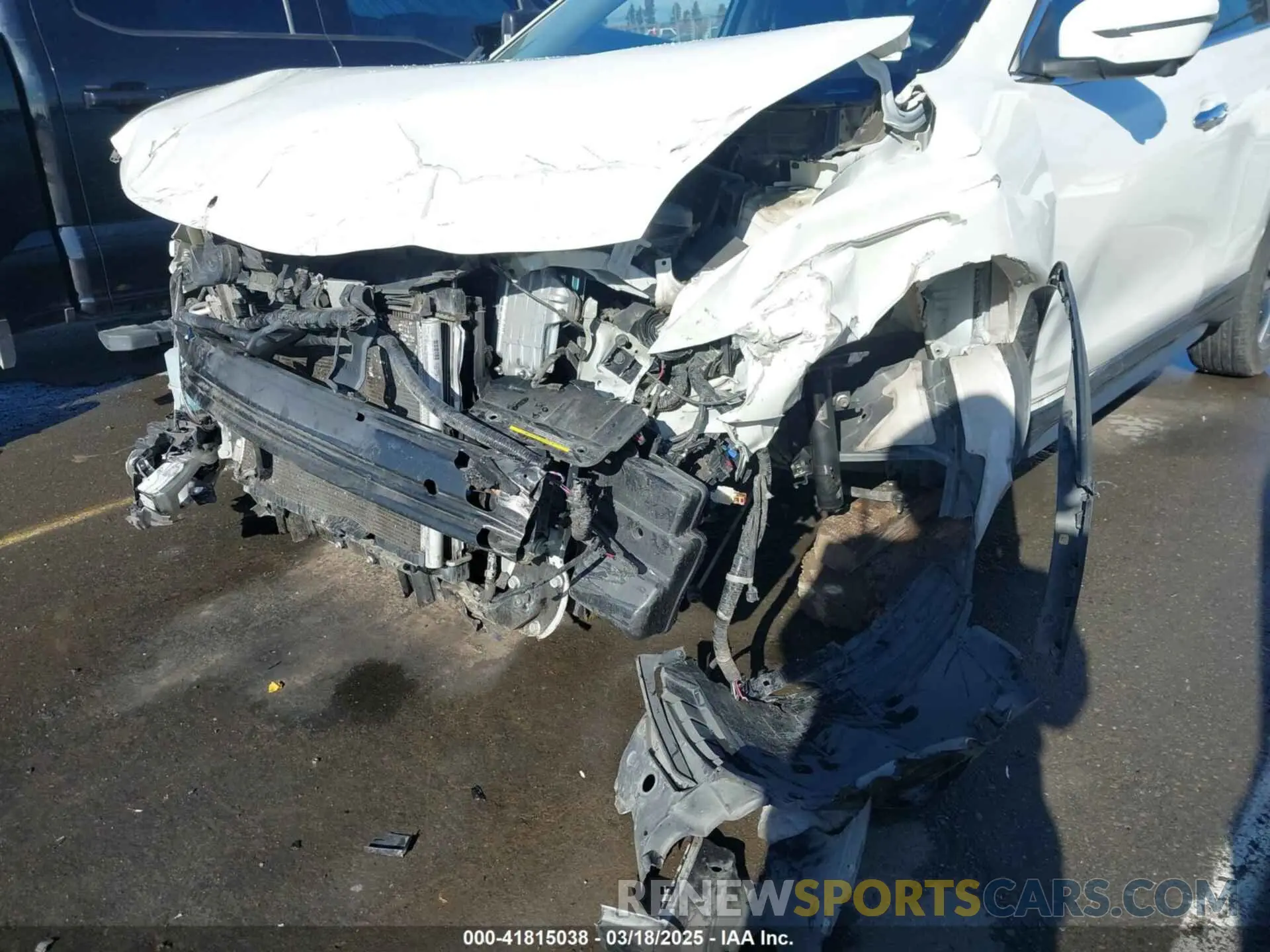 6 Photograph of a damaged car 5N1AT2MT3KC736441 NISSAN ROGUE 2019