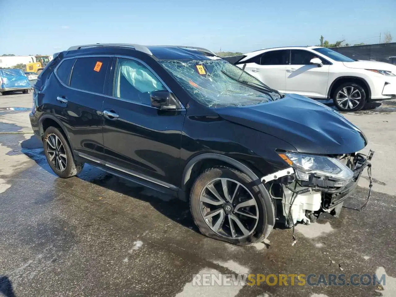 4 Photograph of a damaged car 5N1AT2MT3KC740148 NISSAN ROGUE 2019