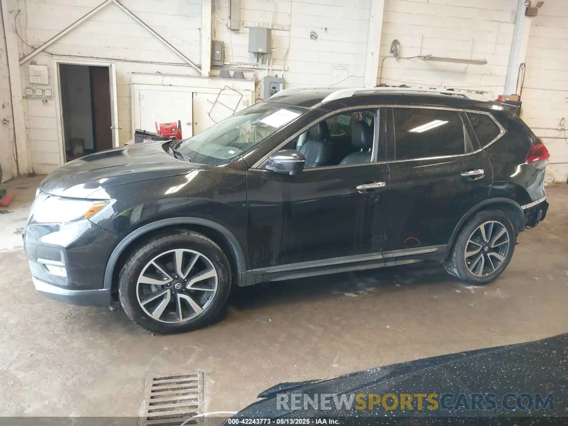 14 Photograph of a damaged car 5N1AT2MT3KC760027 NISSAN ROGUE 2019