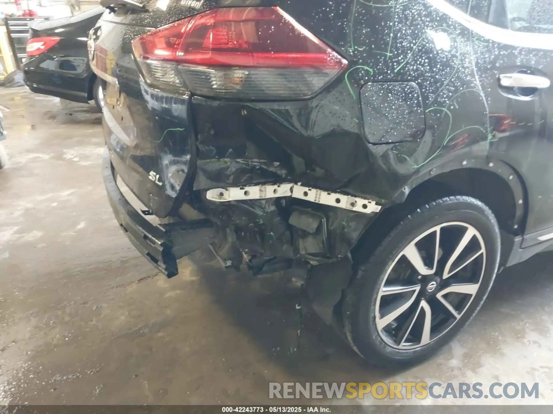 6 Photograph of a damaged car 5N1AT2MT3KC760027 NISSAN ROGUE 2019