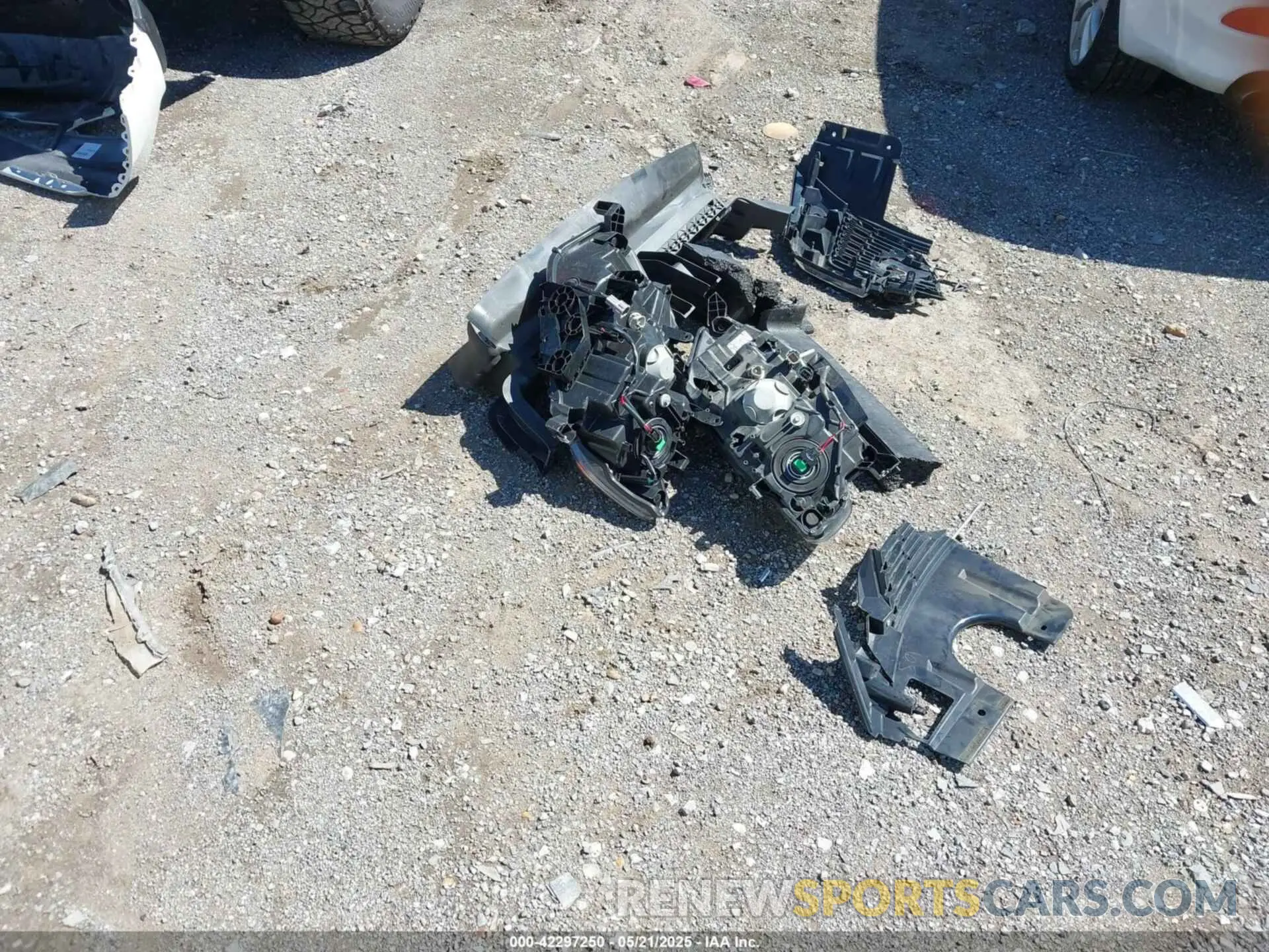 12 Photograph of a damaged car 5N1AT2MT3KC777412 NISSAN ROGUE 2019