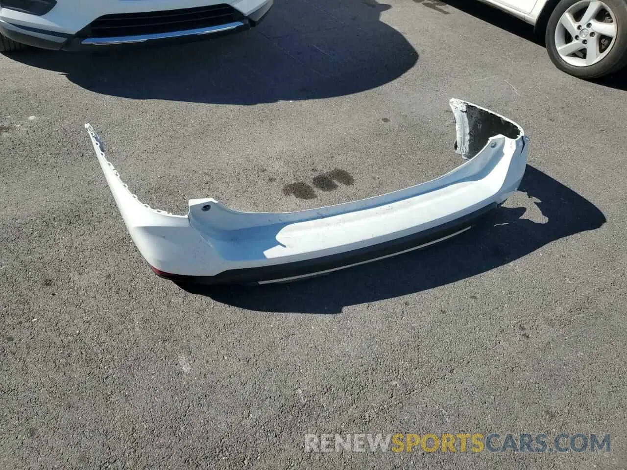 12 Photograph of a damaged car 5N1AT2MT3KC782920 NISSAN ROGUE 2019