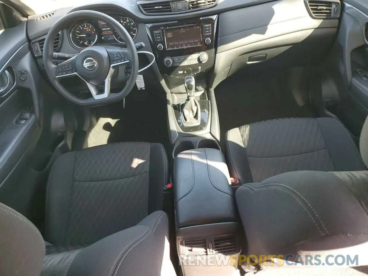 8 Photograph of a damaged car 5N1AT2MT3KC782920 NISSAN ROGUE 2019