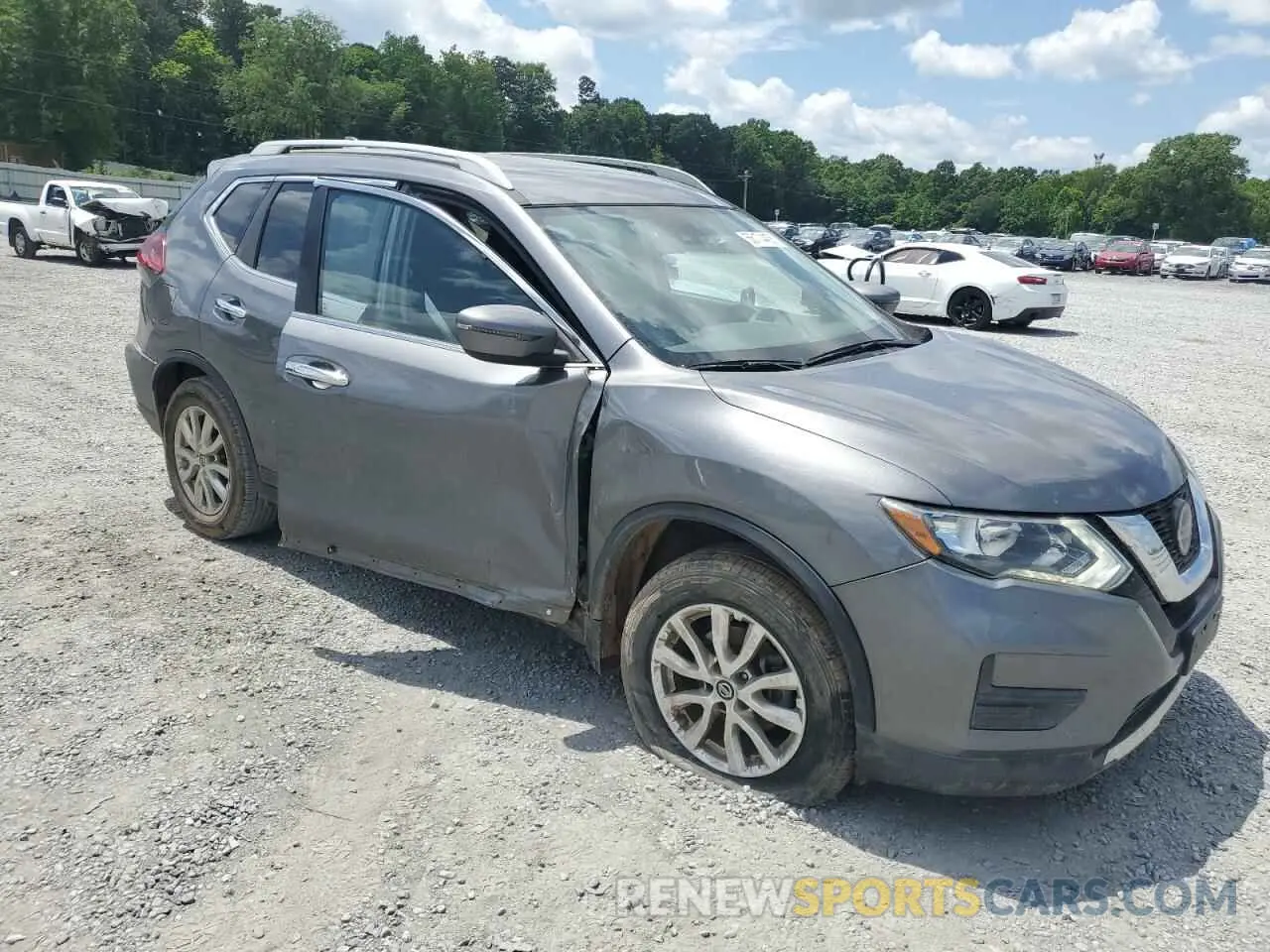 4 Photograph of a damaged car 5N1AT2MT3KC784666 NISSAN ROGUE 2019