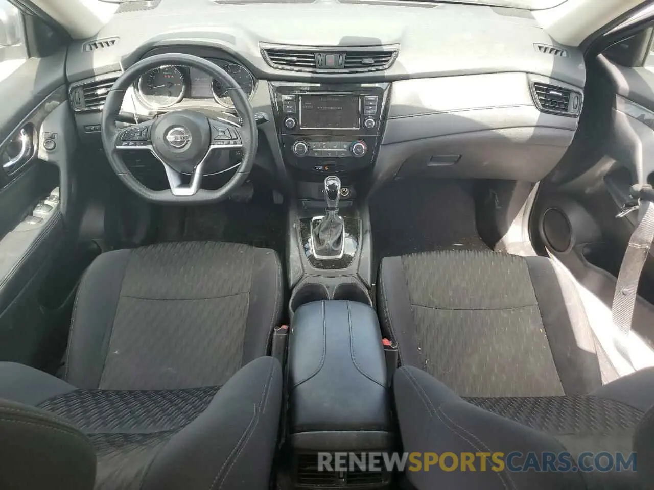 8 Photograph of a damaged car 5N1AT2MT3KC784666 NISSAN ROGUE 2019