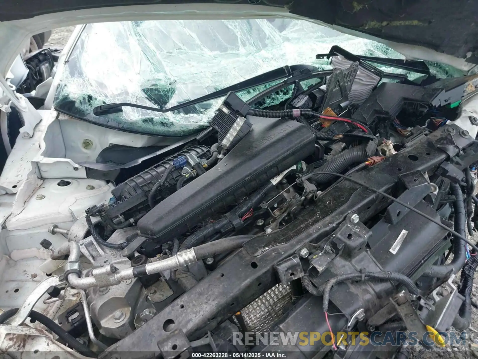 10 Photograph of a damaged car 5N1AT2MT3KC816547 NISSAN ROGUE 2019