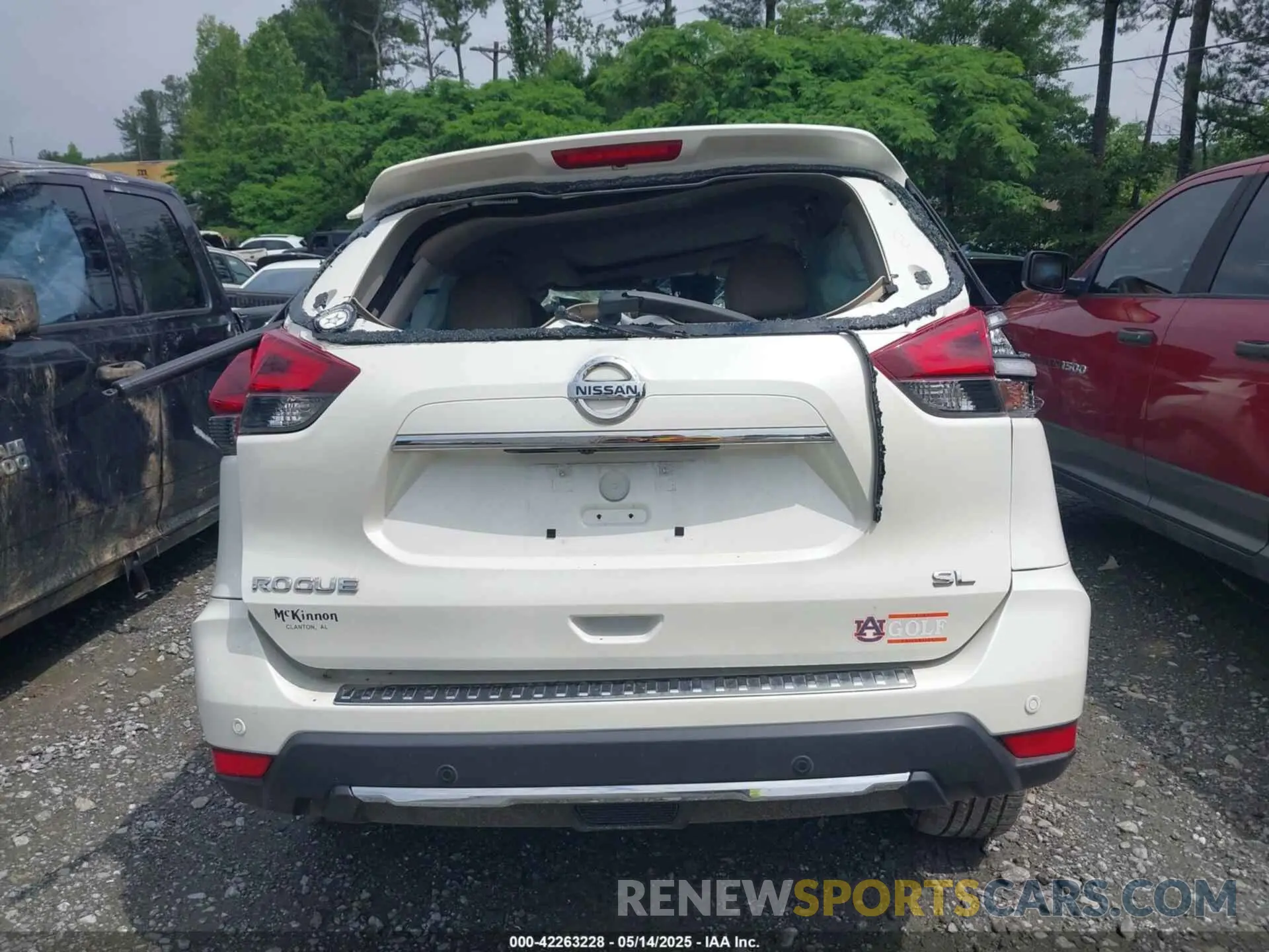 15 Photograph of a damaged car 5N1AT2MT3KC816547 NISSAN ROGUE 2019
